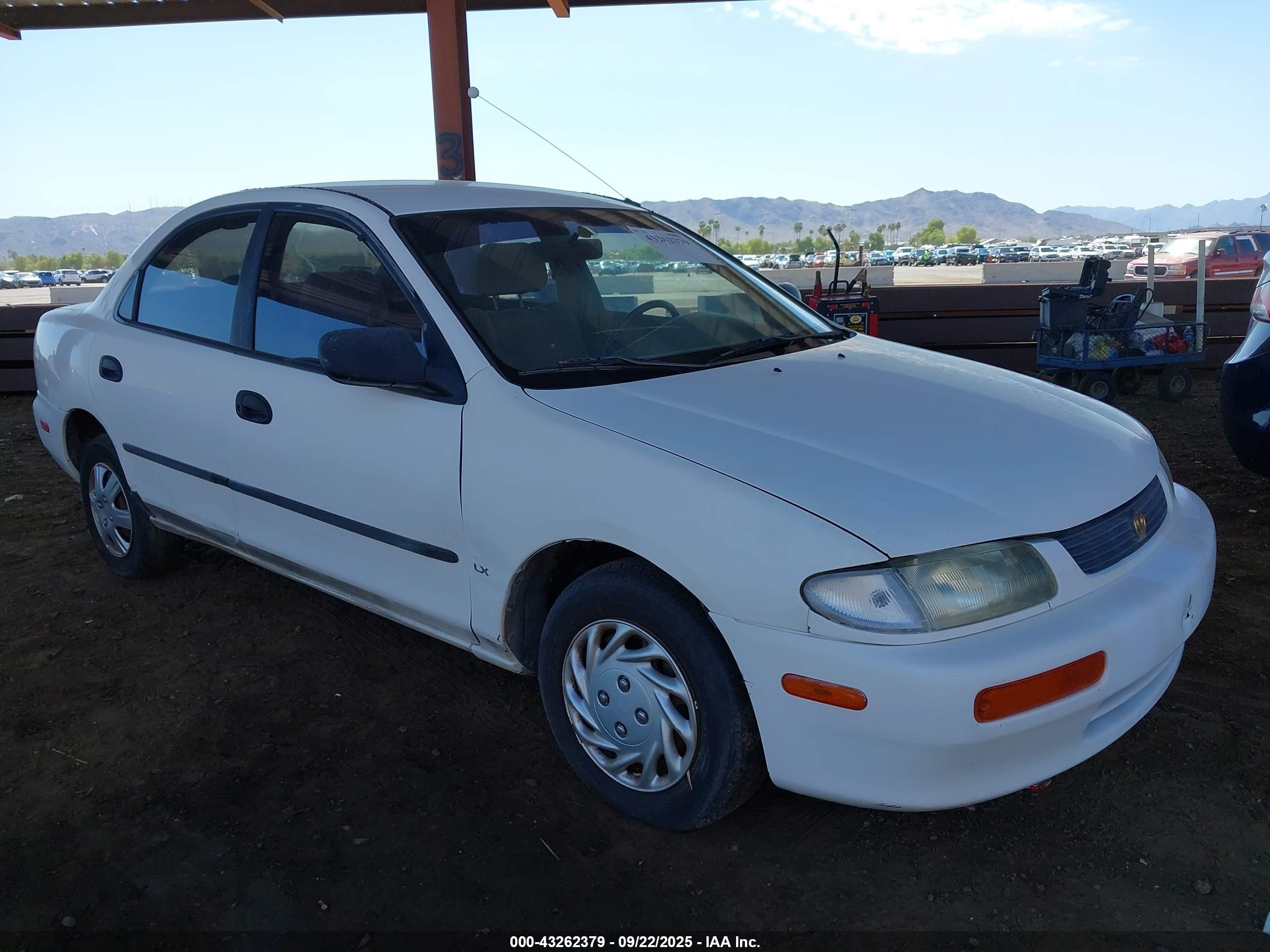1995 Mazda Protege Dx/lx White vin: JM1BA1412S0165405