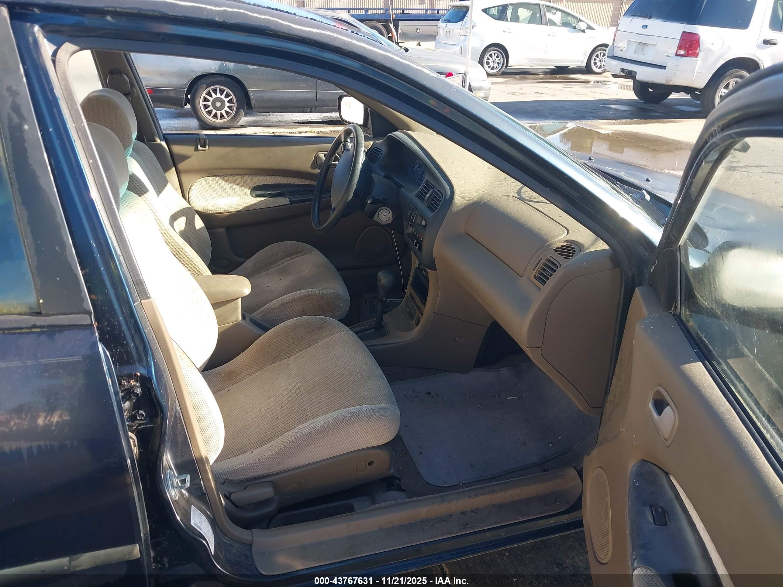 1995 Mazda Protege Dx/lx Green vin: JM1BA1413S0152694