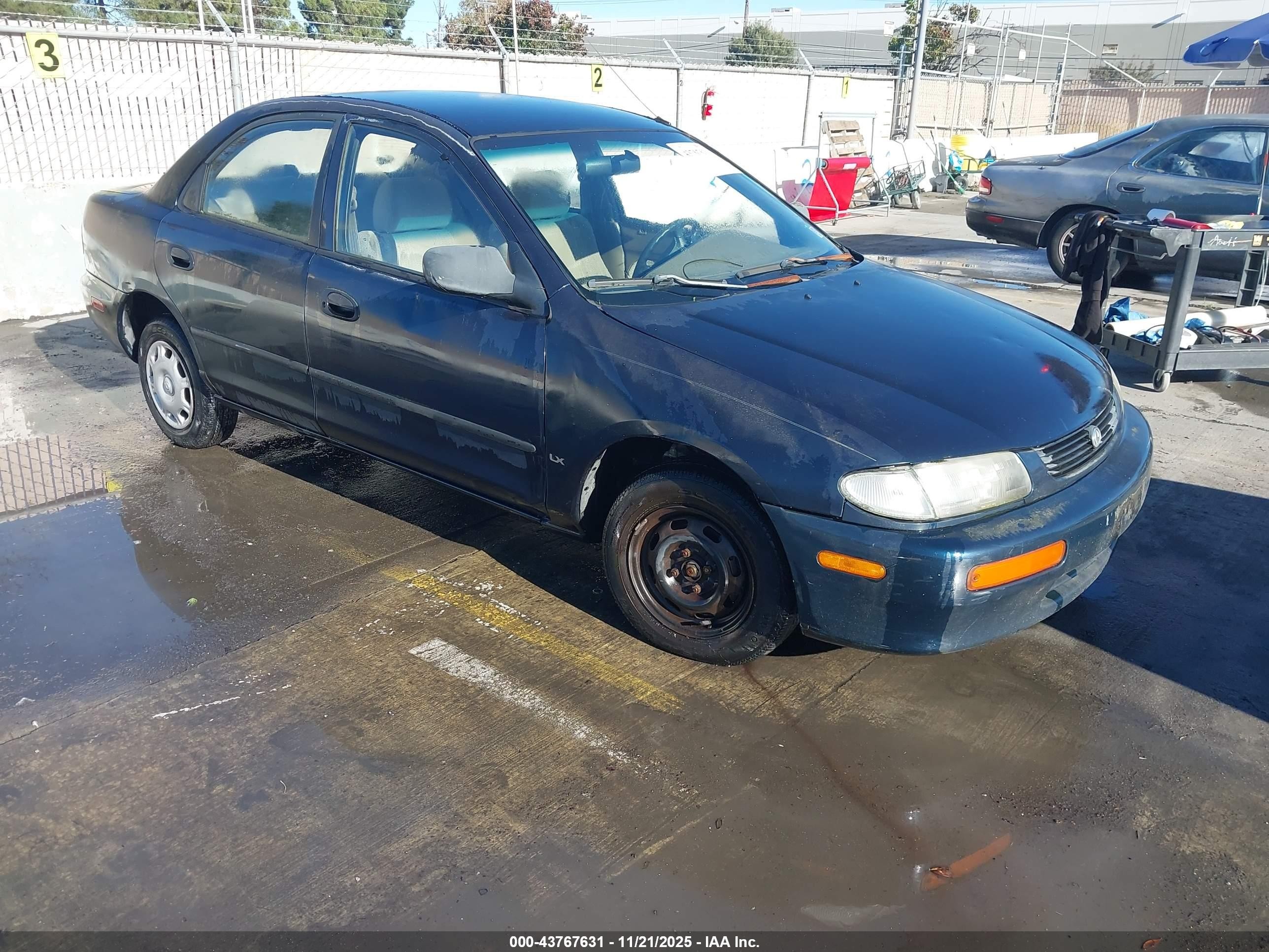 1995 Mazda Protege Dx/lx Green vin: JM1BA1413S0152694