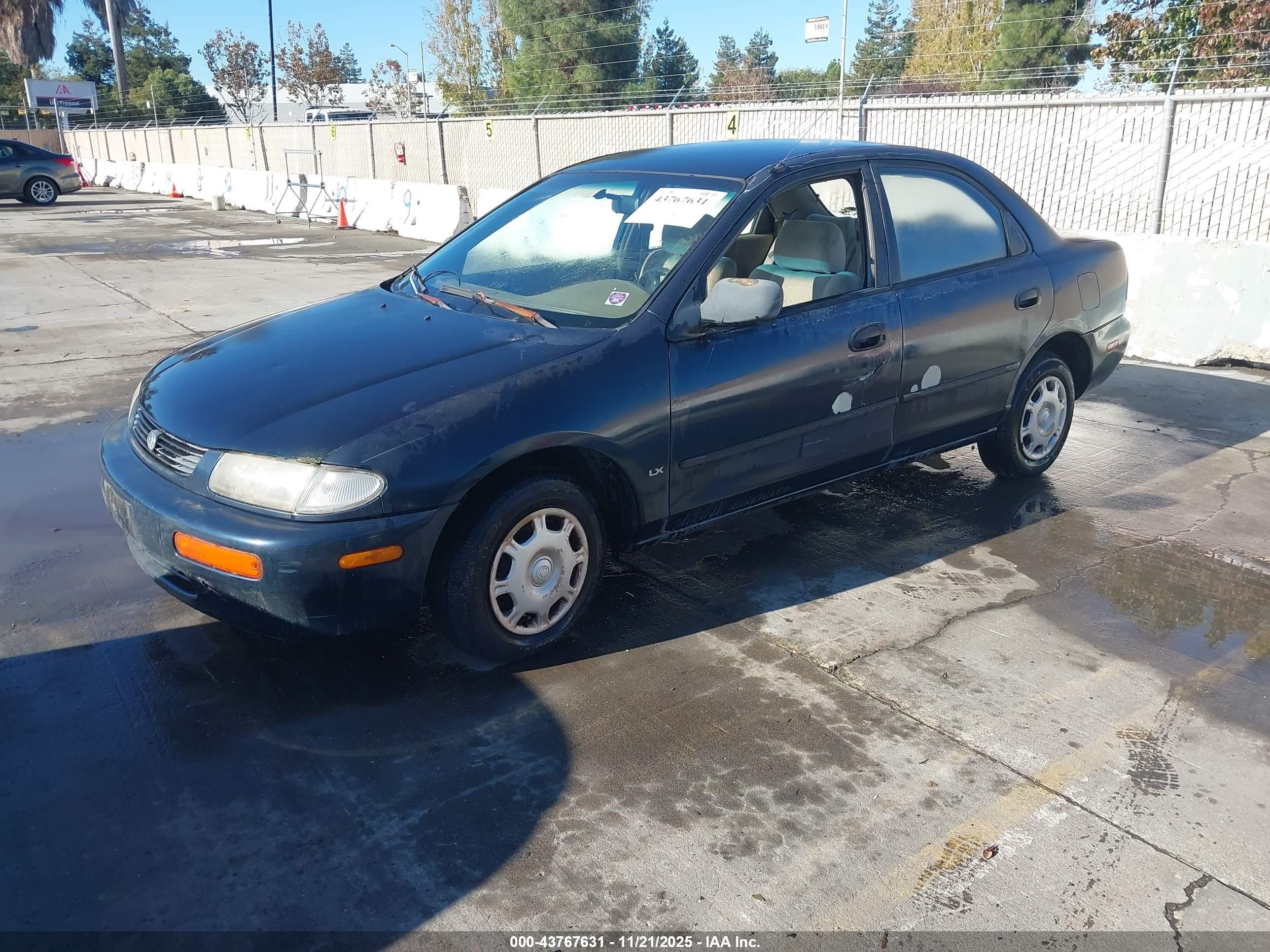 1995 Mazda Protege Dx/lx Green vin: JM1BA1413S0152694