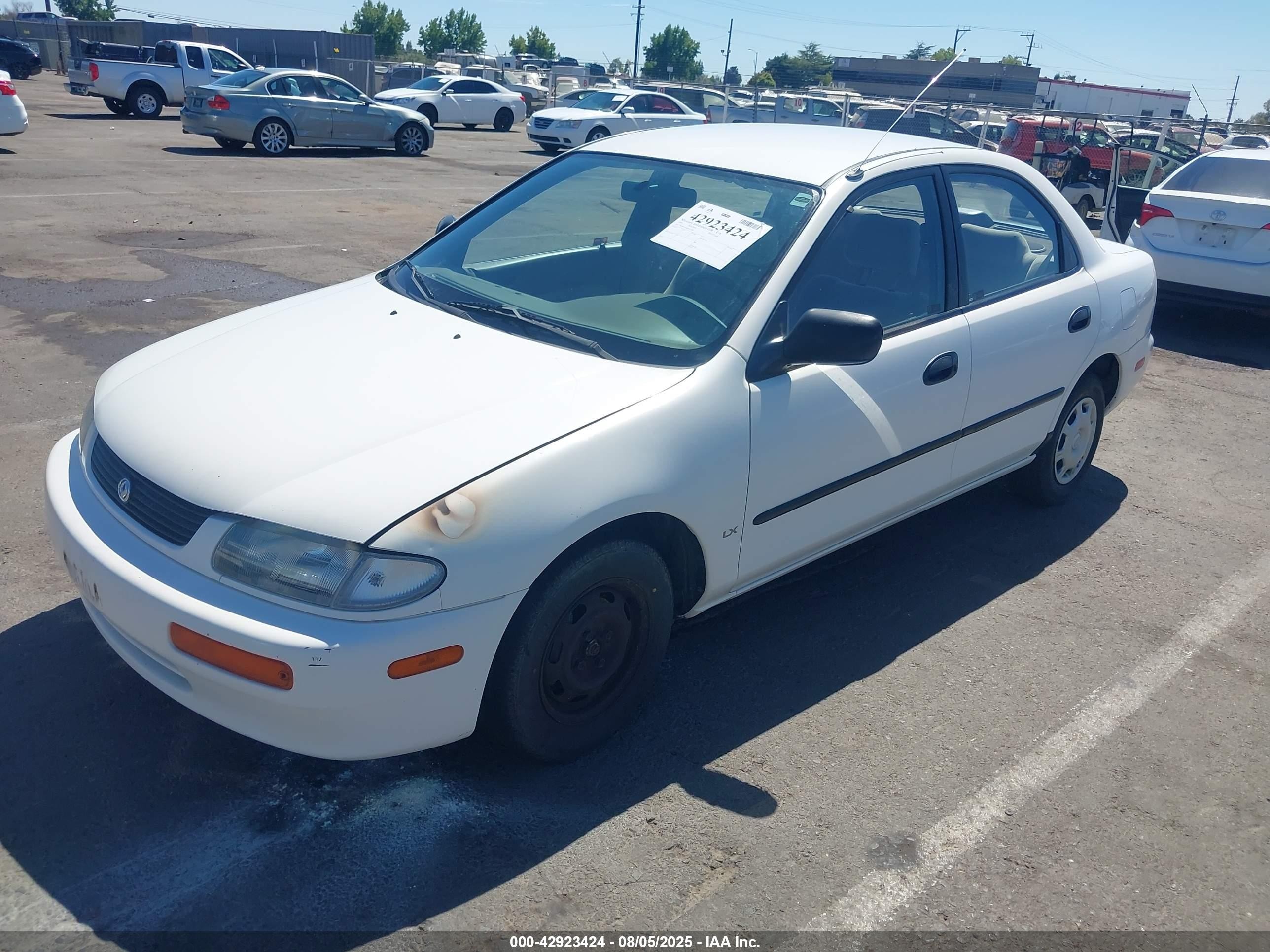 1995 Mazda Protege Dx/lx White vin: JM1BA1414S0163896