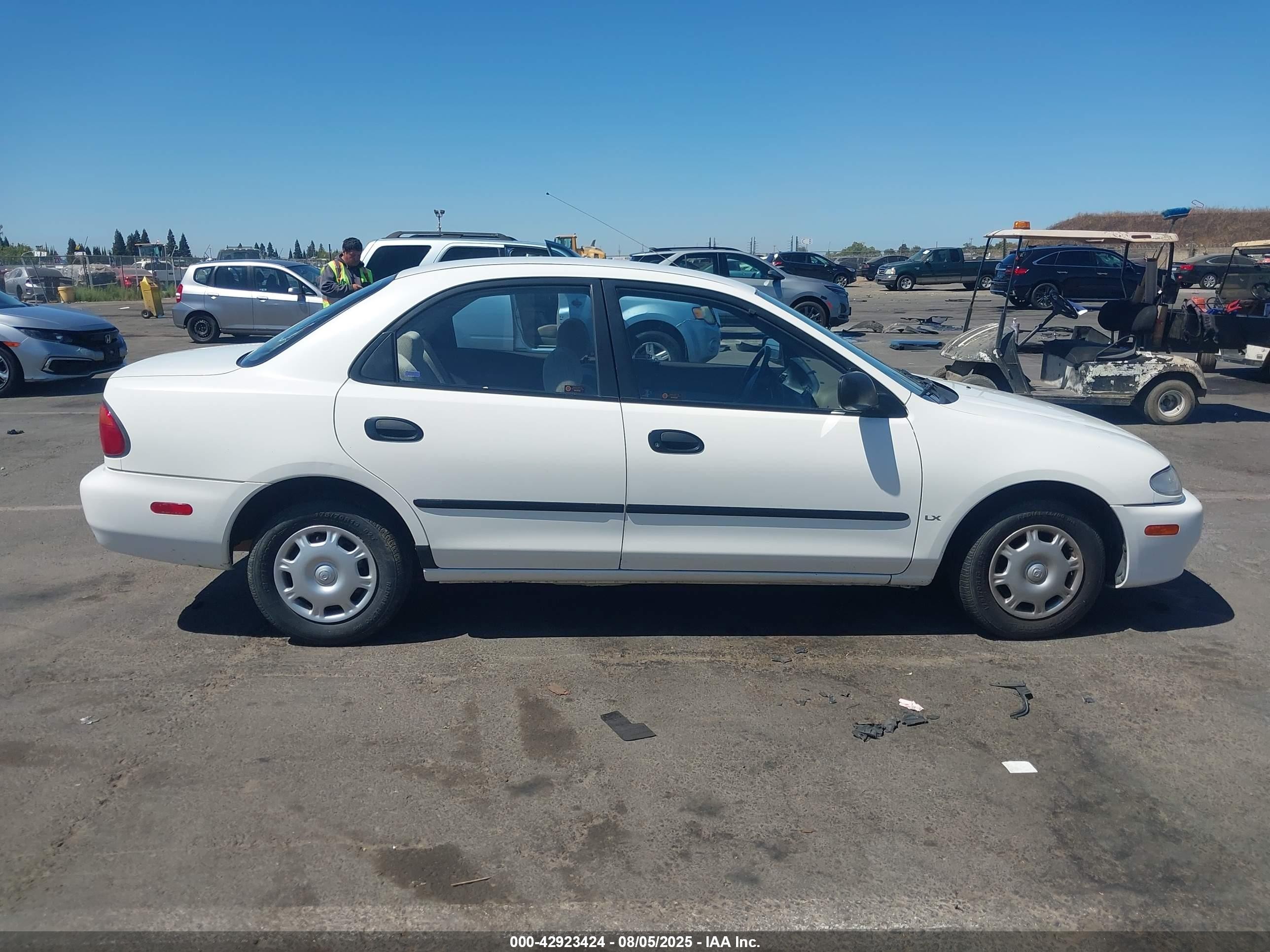 1995 Mazda Protege Dx/lx White vin: JM1BA1414S0163896