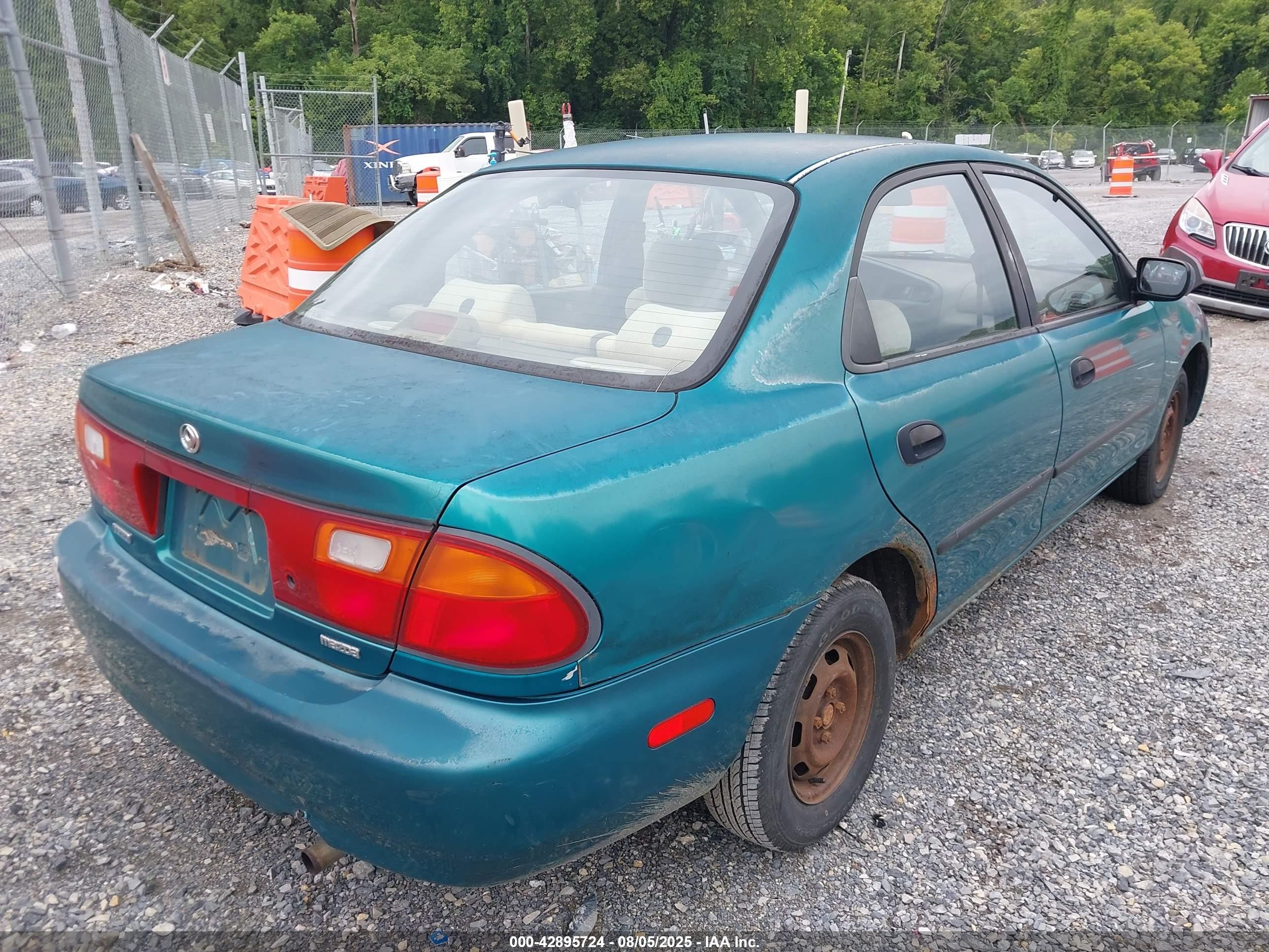 1995 Mazda Protege Dx/lx Green vin: JM1BA1415S0181226