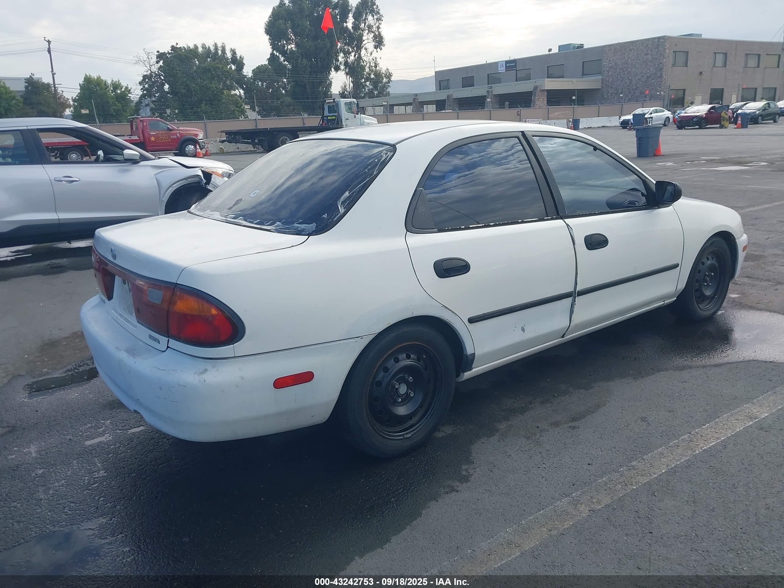 1995 Mazda Protege Dx/lx White vin: JM1BA1416S0110519