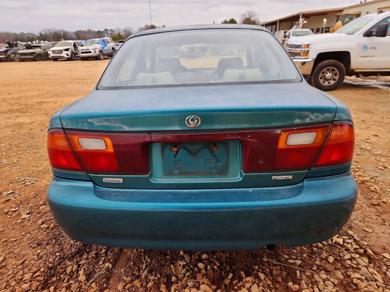 1995 Mazda Protege Dx Green vin: JM1BA1418S0128861