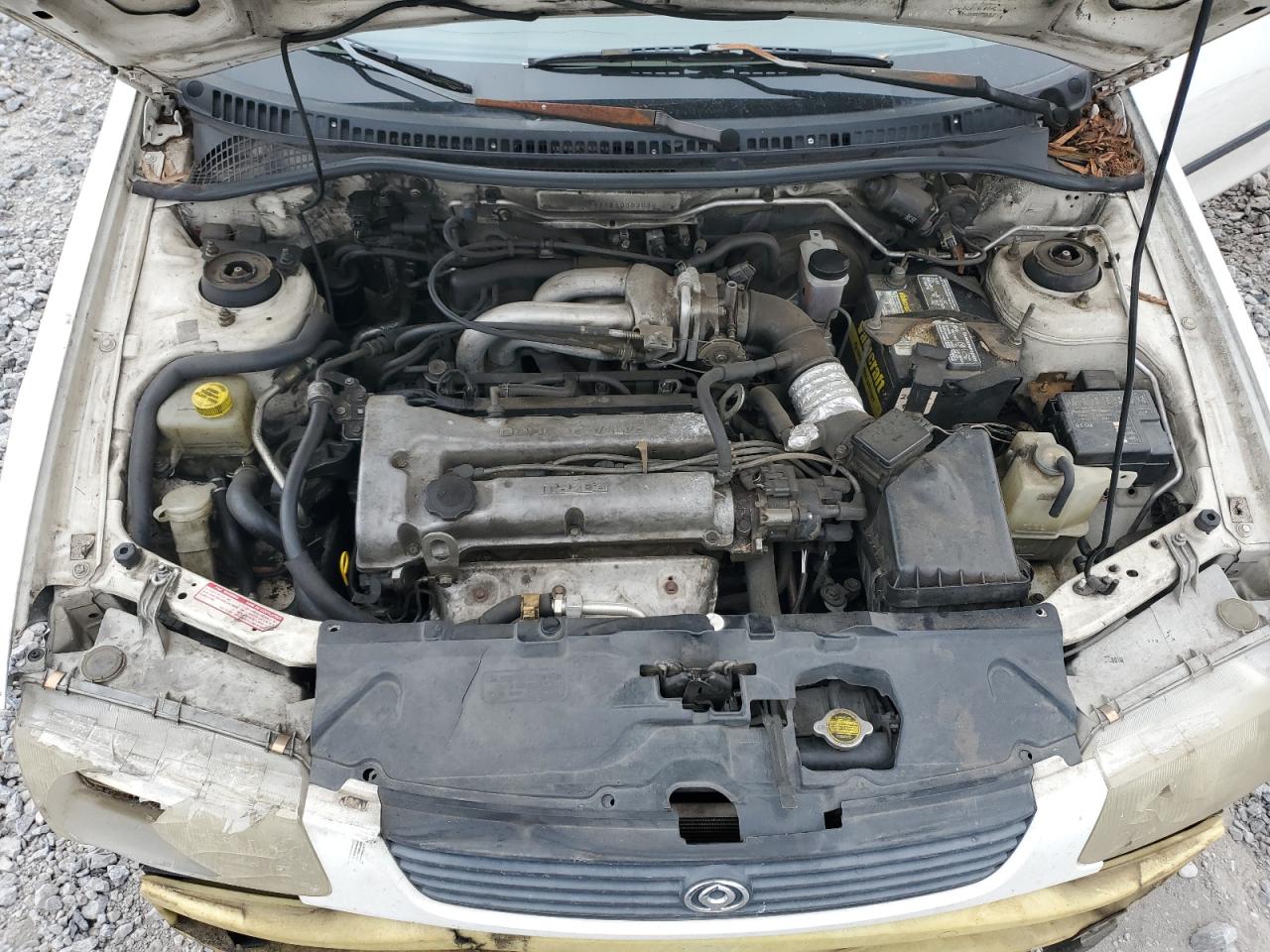 1996 Mazda Protege Dx White vin: JM1BB1411T0333839