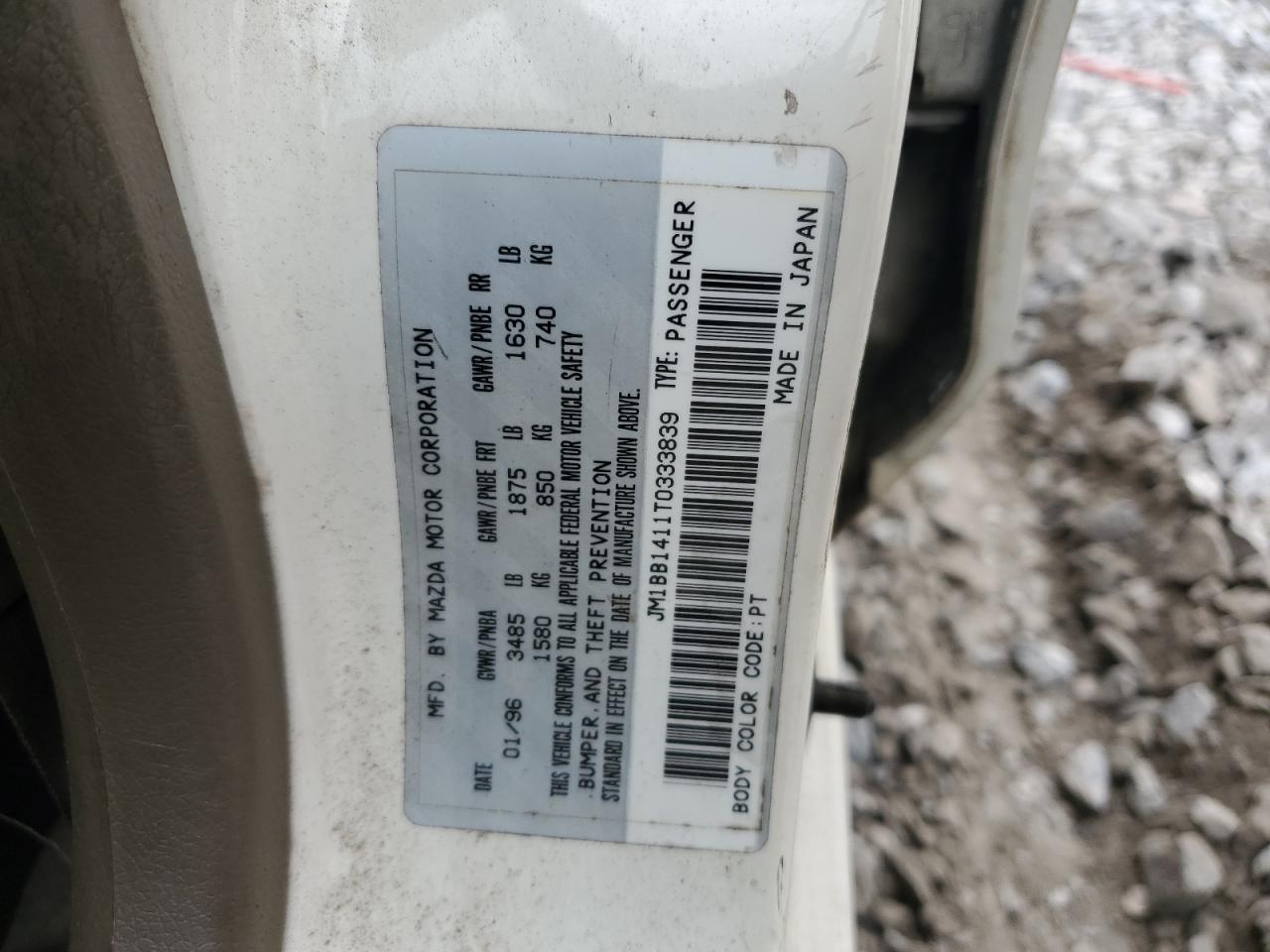 1996 Mazda Protege Dx White vin: JM1BB1411T0333839