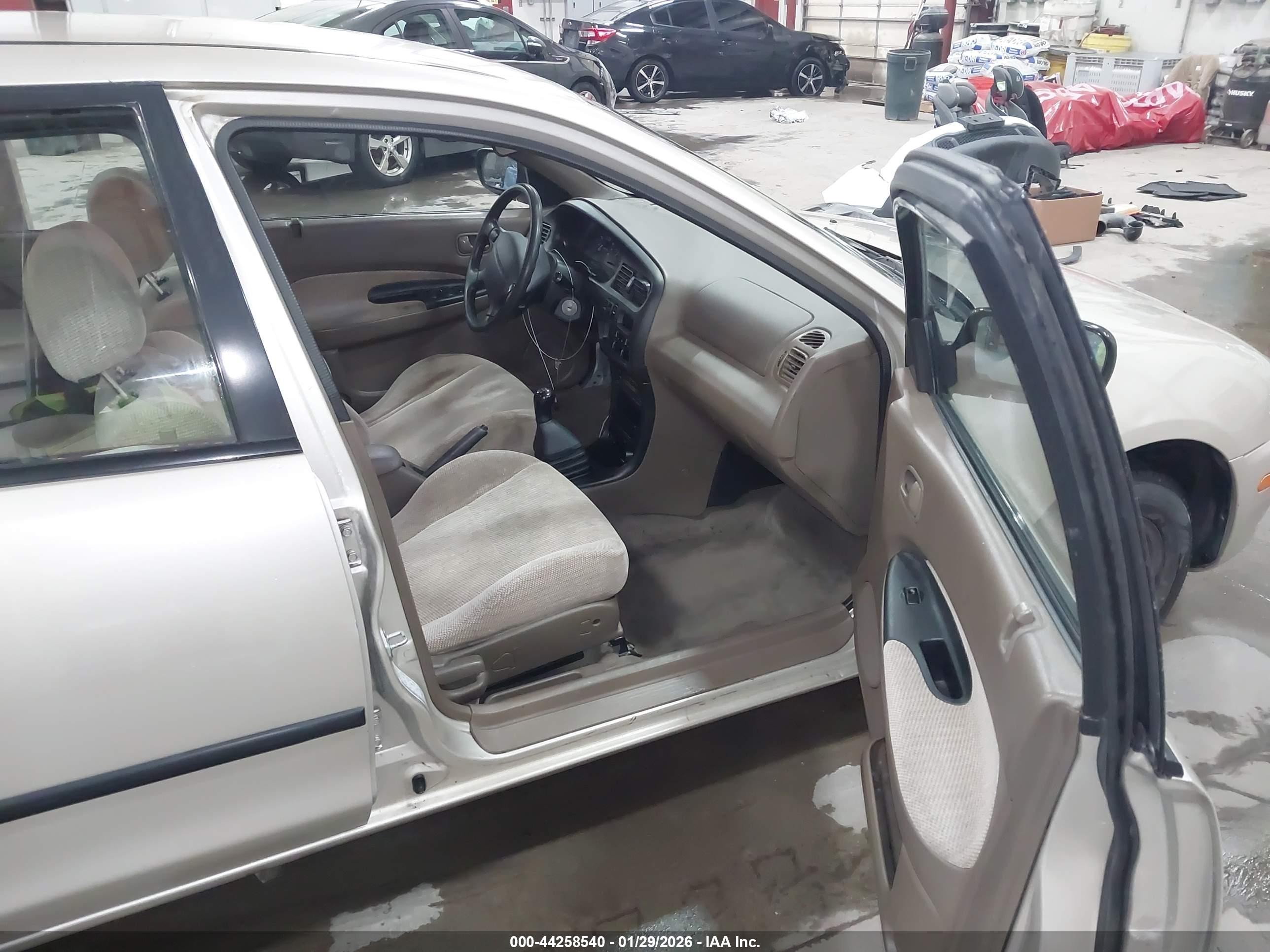 1996 Mazda Protege Dx/lx/es Beige vin: JM1BB1411T0334828