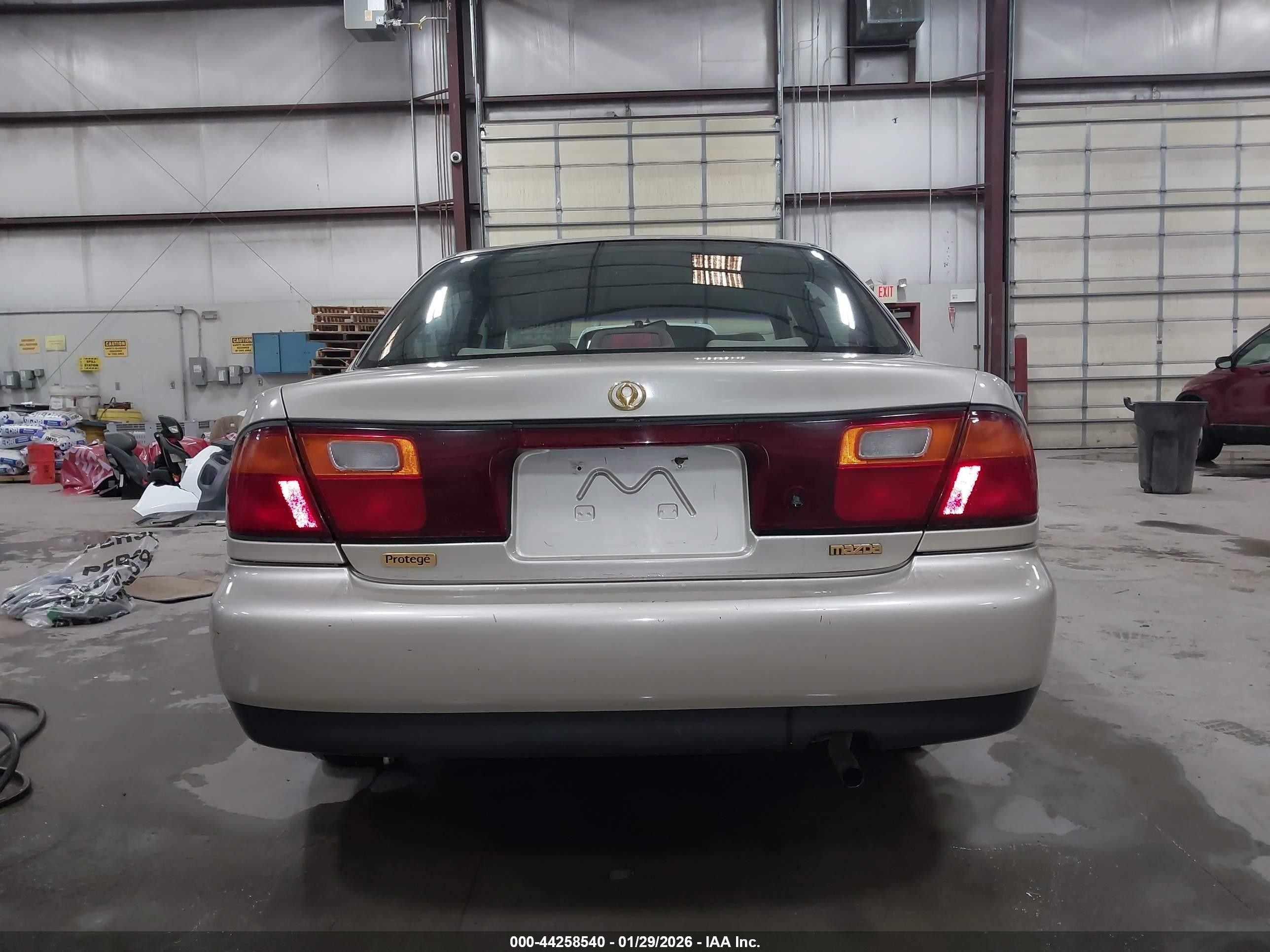 1996 Mazda Protege Dx/lx/es Beige vin: JM1BB1411T0334828