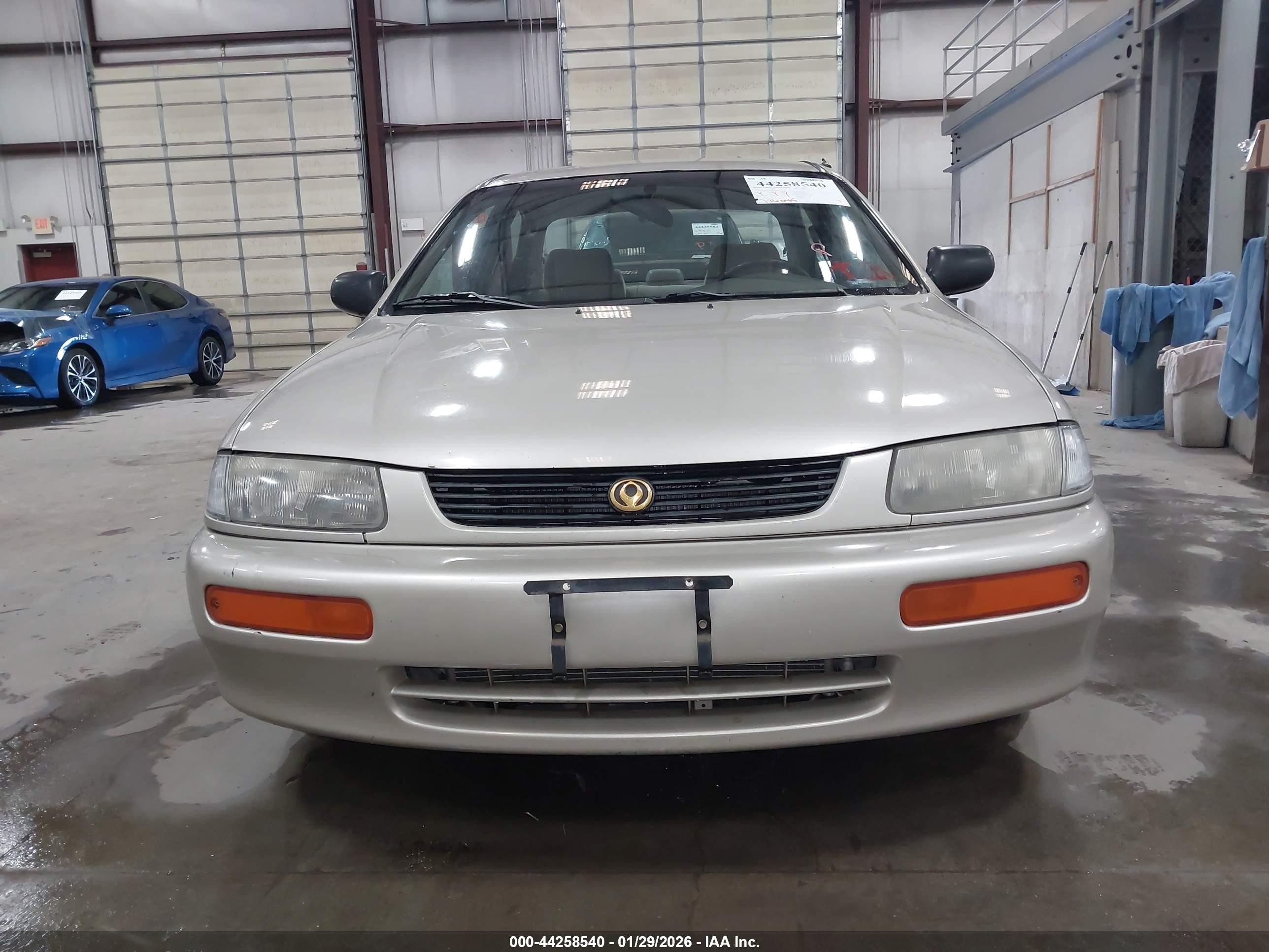 1996 Mazda Protege Dx/lx/es Beige vin: JM1BB1411T0334828