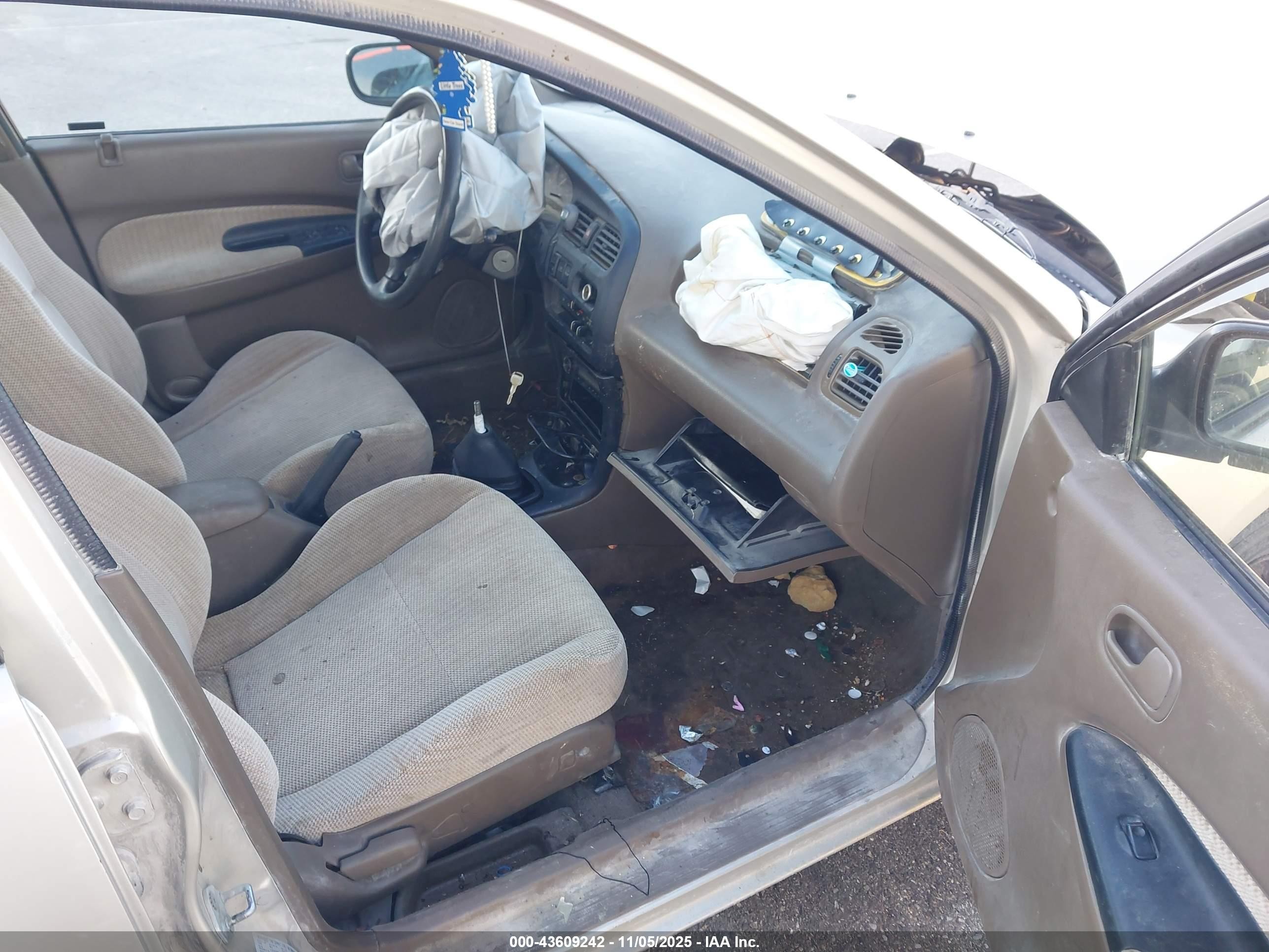 1996 Mazda Protege Dx/lx/es Золотой vin: JM1BB1413T0342560