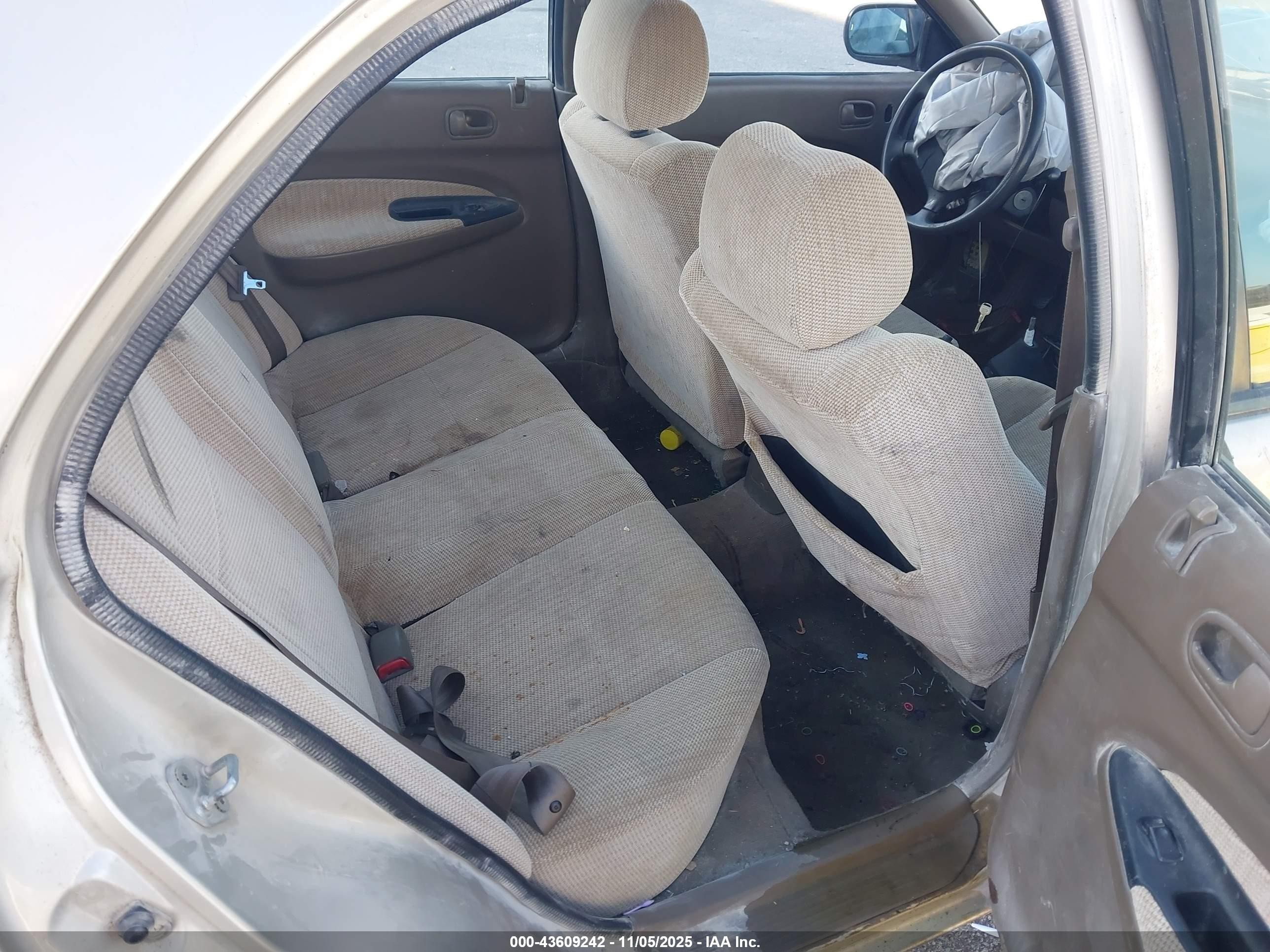 1996 Mazda Protege Dx/lx/es Золотой vin: JM1BB1413T0342560
