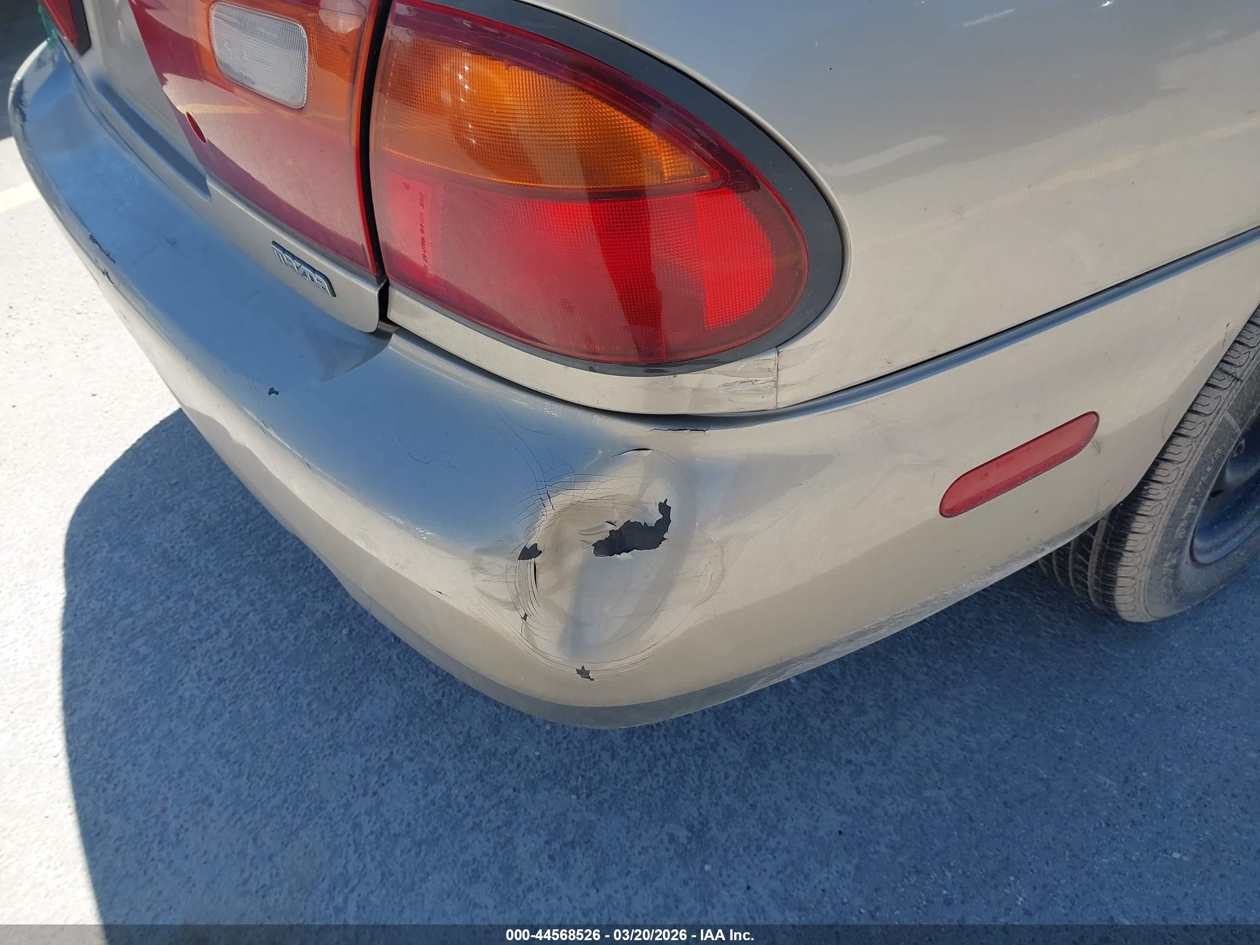1996 Mazda Protege Dx/lx/es Коричневый vin: JM1BB1417T0330296