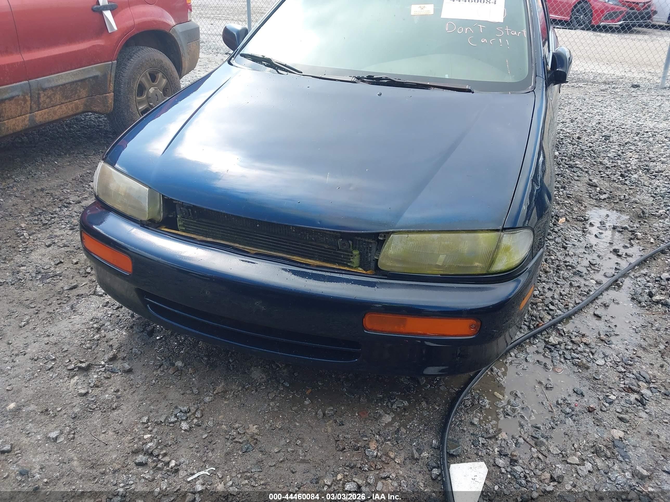 1996 Mazda Protege Dx/lx/es Dark Blue vin: JM1BB141XT0347643