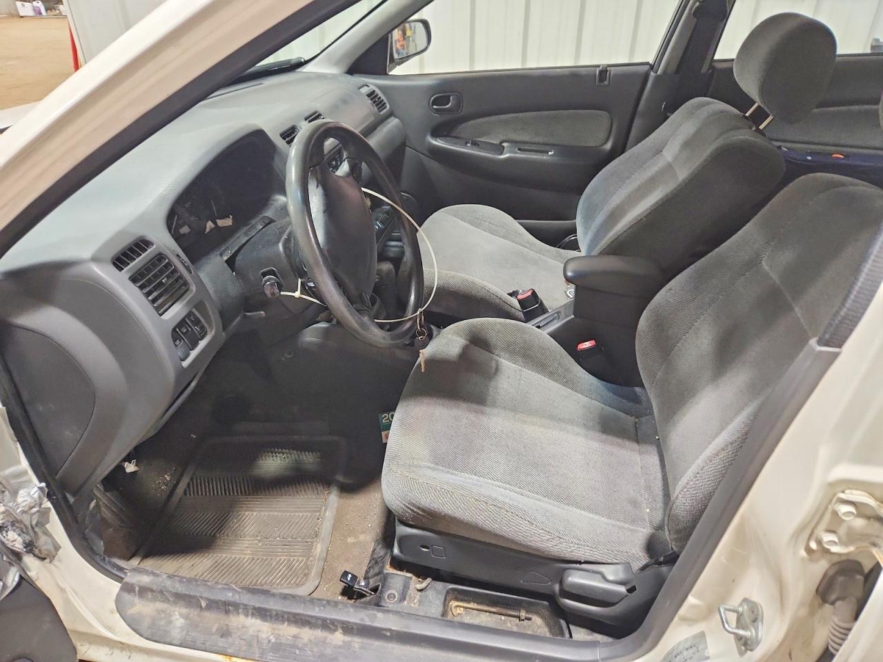 1997 Mazda Protege Dx White vin: JM1BC1414V0145073