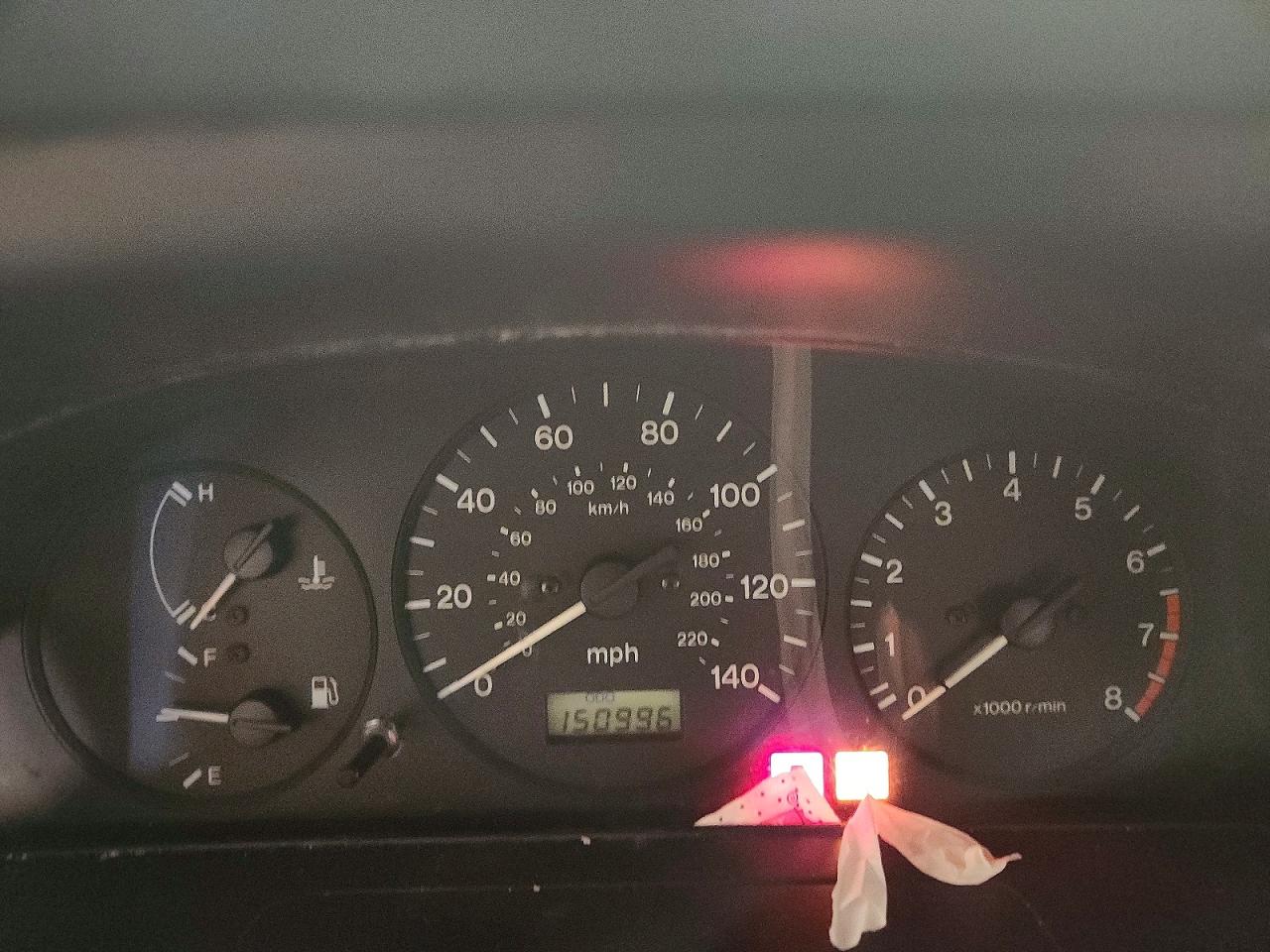 1997 Mazda Protege Dx White vin: JM1BC1414V0145073