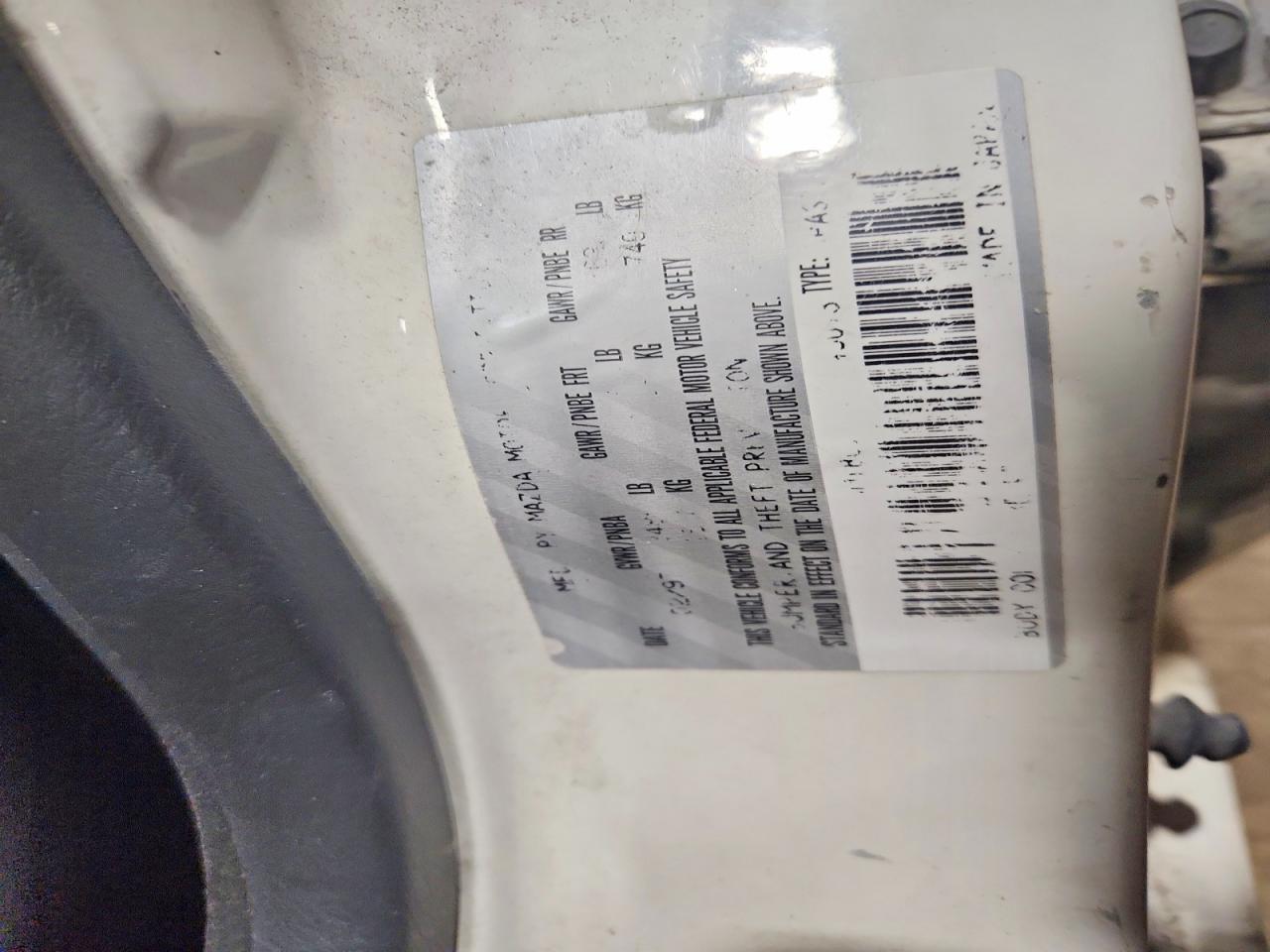 1997 Mazda Protege Dx White vin: JM1BC1414V0145073