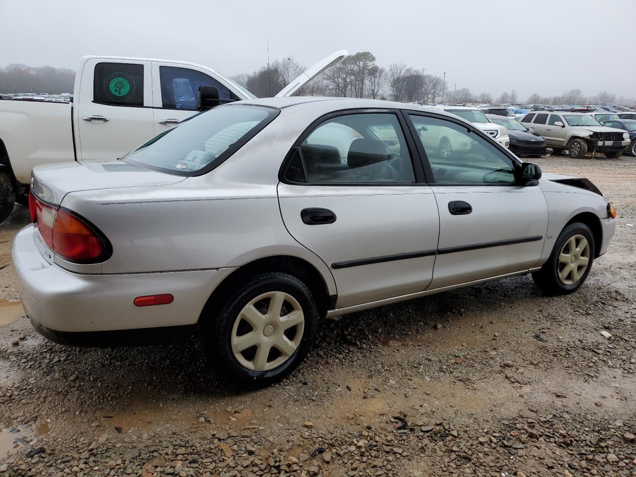 1998 Mazda Protege Dx Silver vin: JM1BC1417W0219149