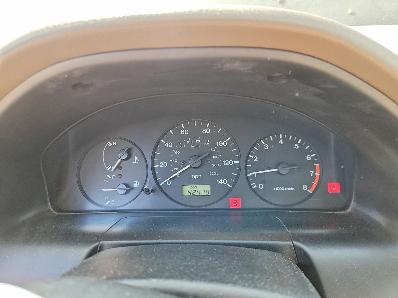 1998 Mazda Protege Lx Gold vin: JM1BC1424W0219229