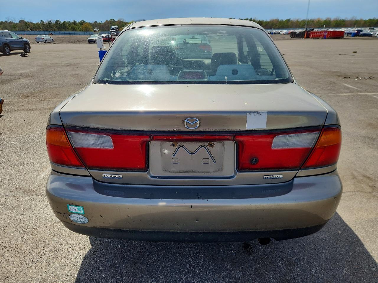 1998 Mazda Protege Lx Gold vin: JM1BC1424W0219229