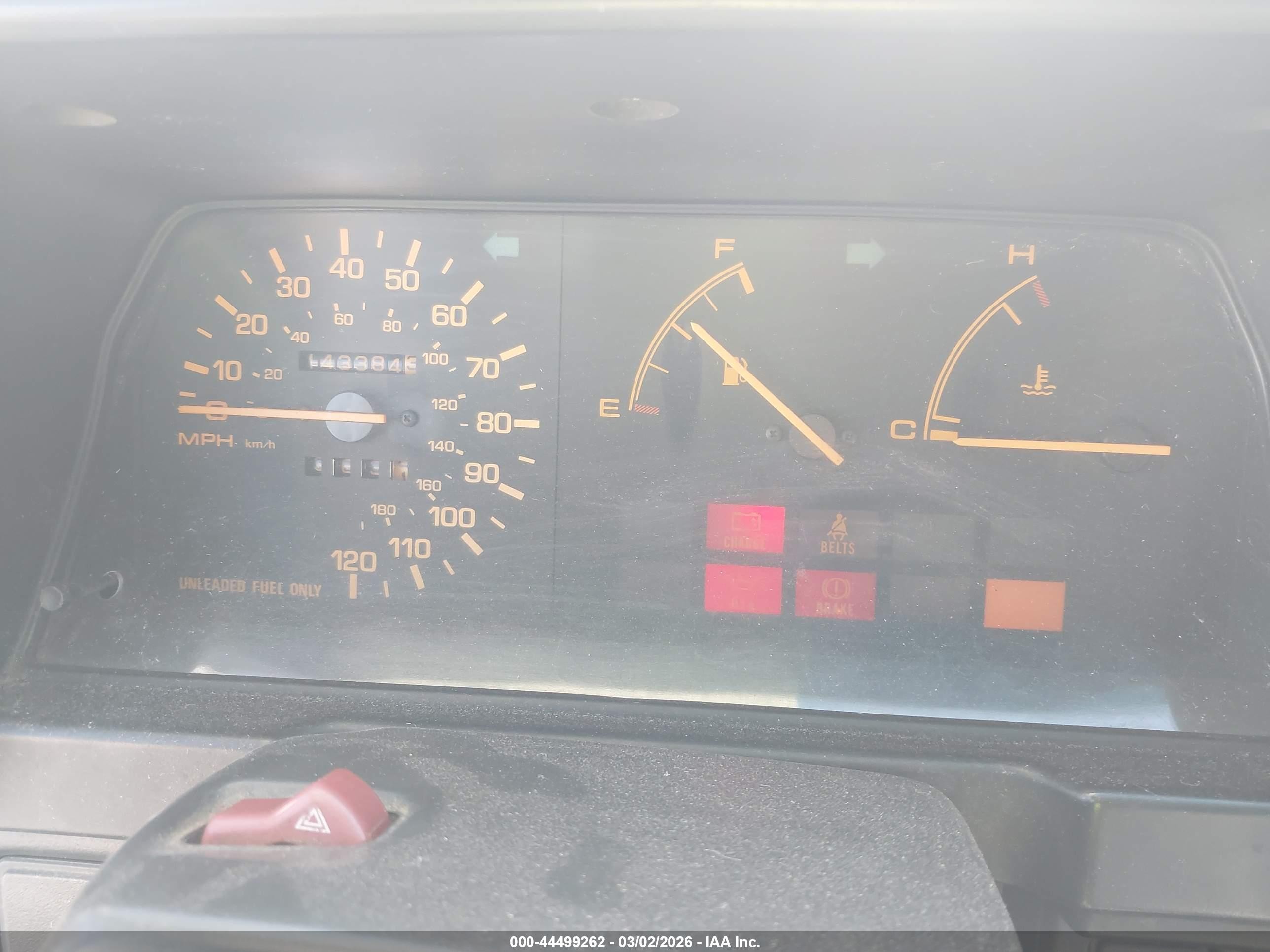 1989 Mazda 323   Red vin: JM1BF2327K0369182