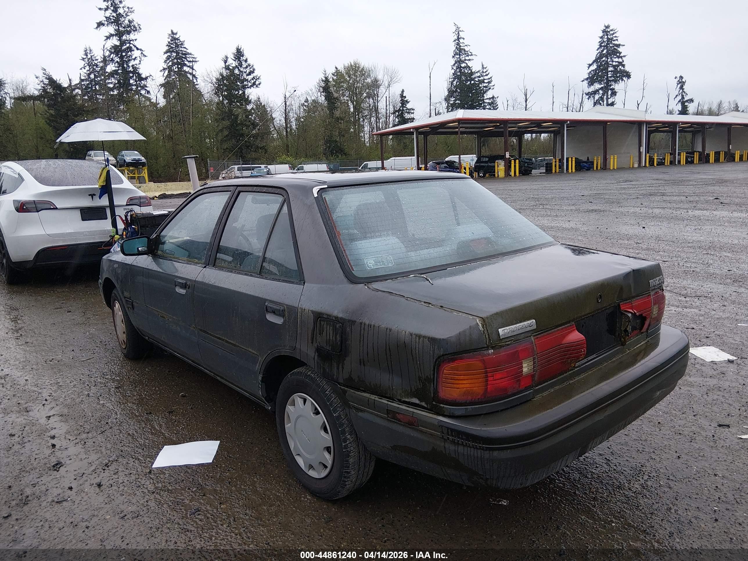 1993 Mazda Protege Dx Black vin: JM1BG2241P0655441