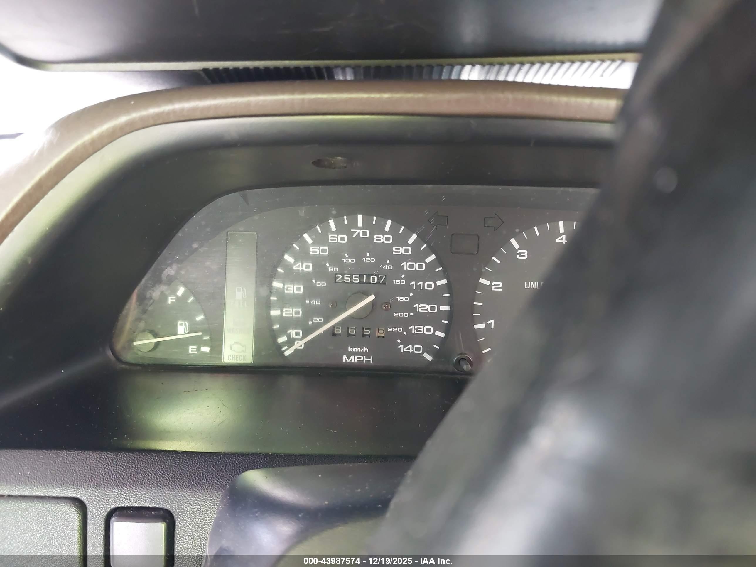 1994 Mazda Protege Dx White vin: JM1BG2244R0733813