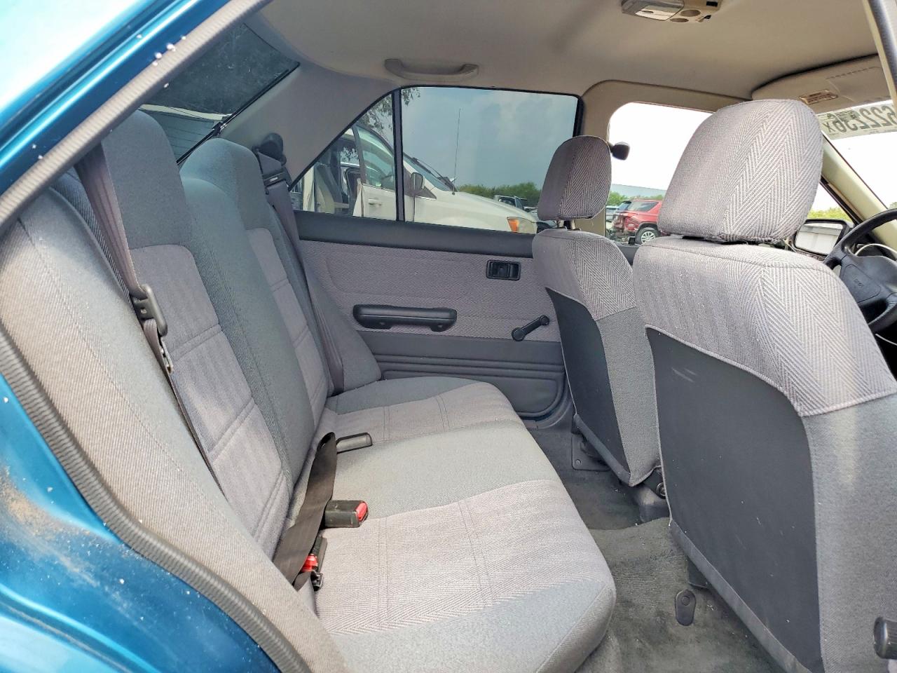 1994 Mazda Protege Dx Blue vin: JM1BG2247R0810805