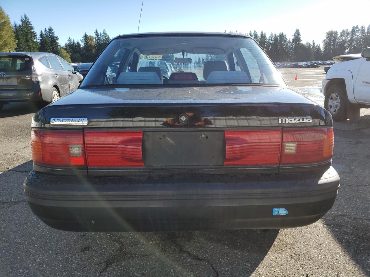 1993 Mazda Protege Dx Black vin: JM1BG2248P0655646