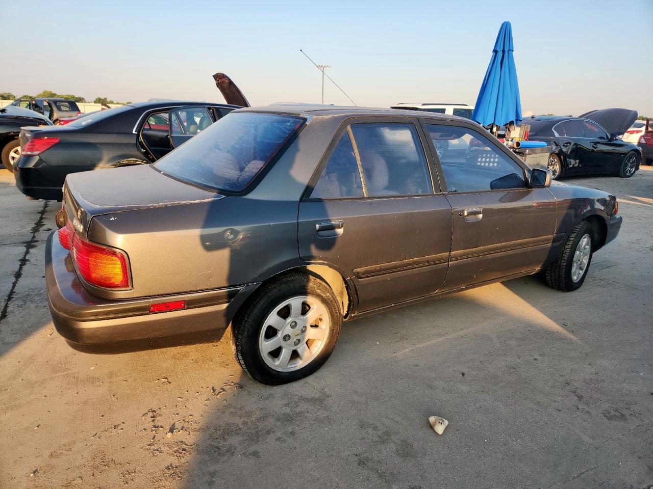 1994 Mazda Protege Lx Gray vin: JM1BG2265R0782553
