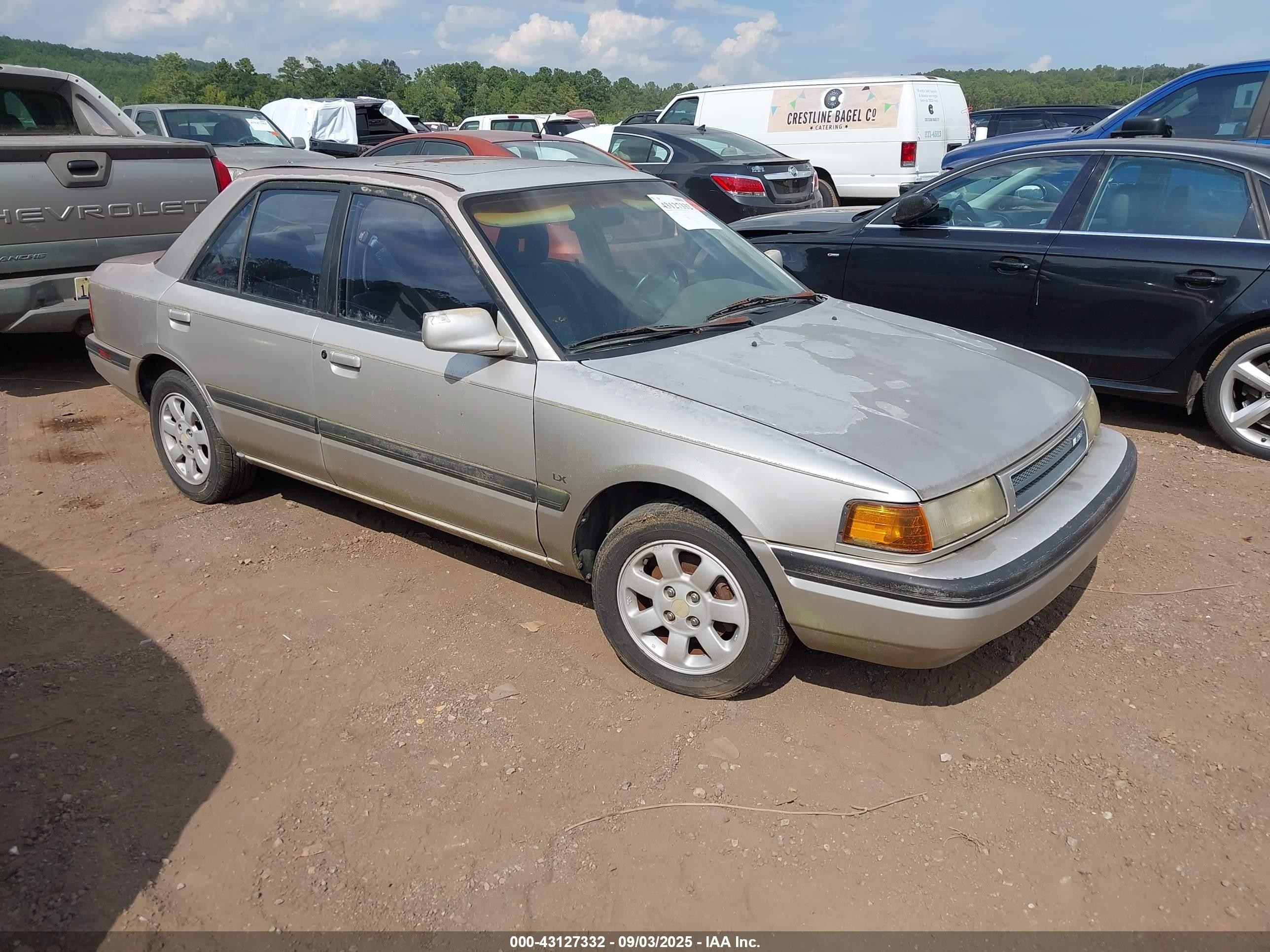 1993 Mazda Protege Lx Silver vin: JM1BG2266P0642086