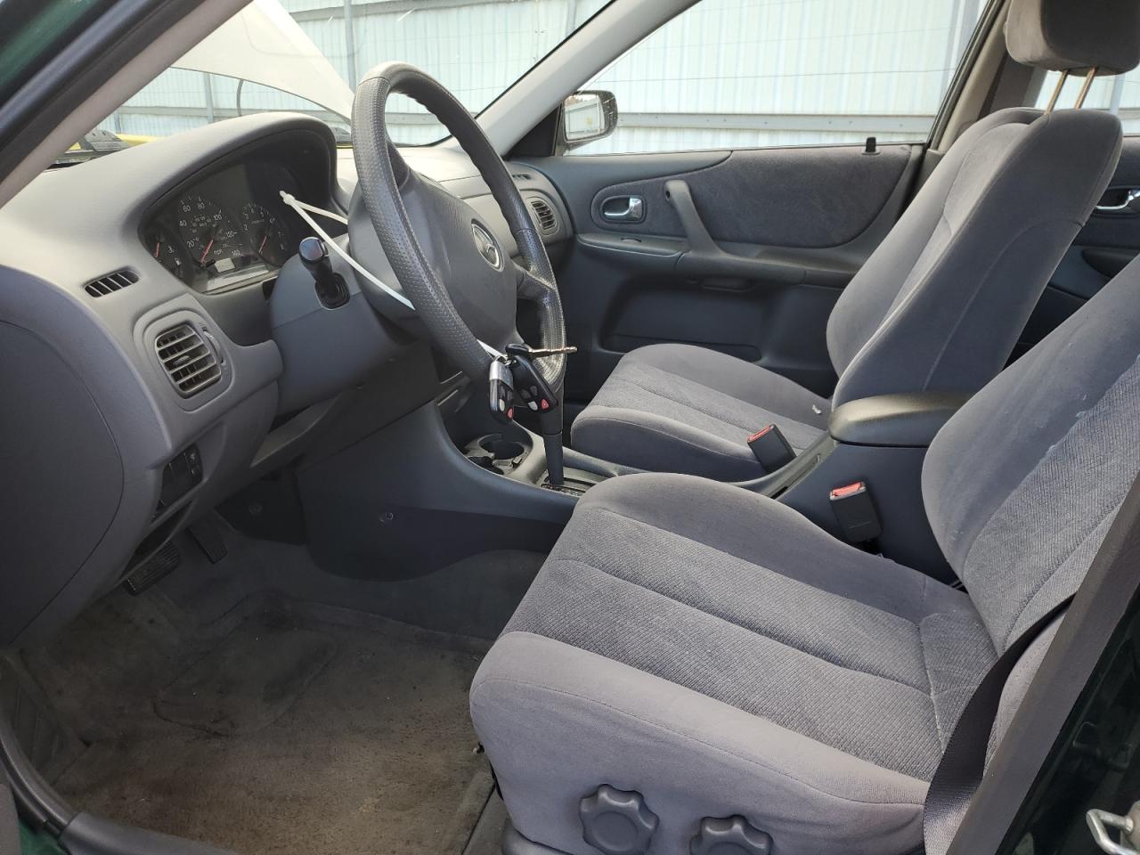2000 Mazda Protege Es Green vin: JM1BJ2210Y0276679