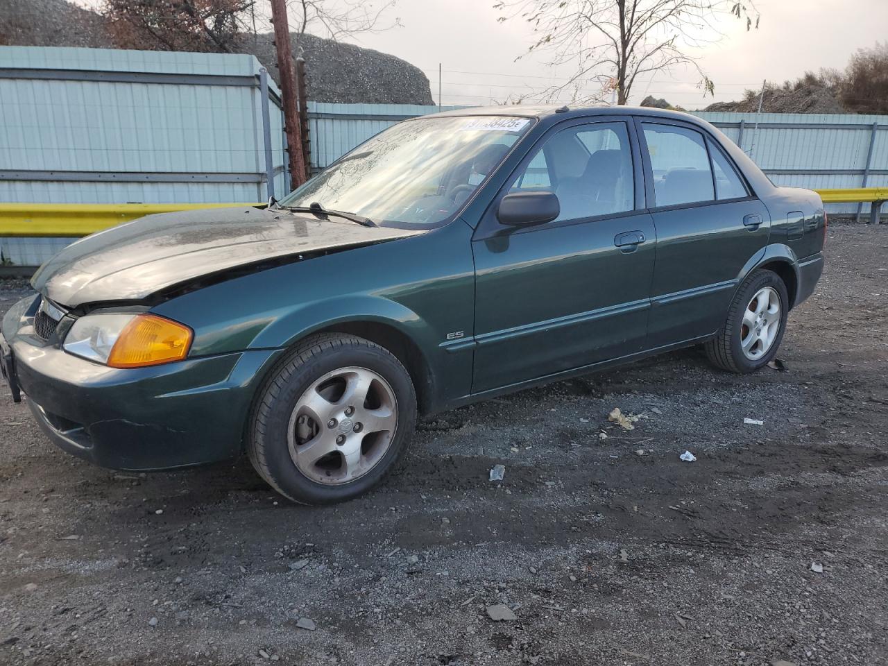 2000 Mazda Protege Es Green vin: JM1BJ2210Y0276679