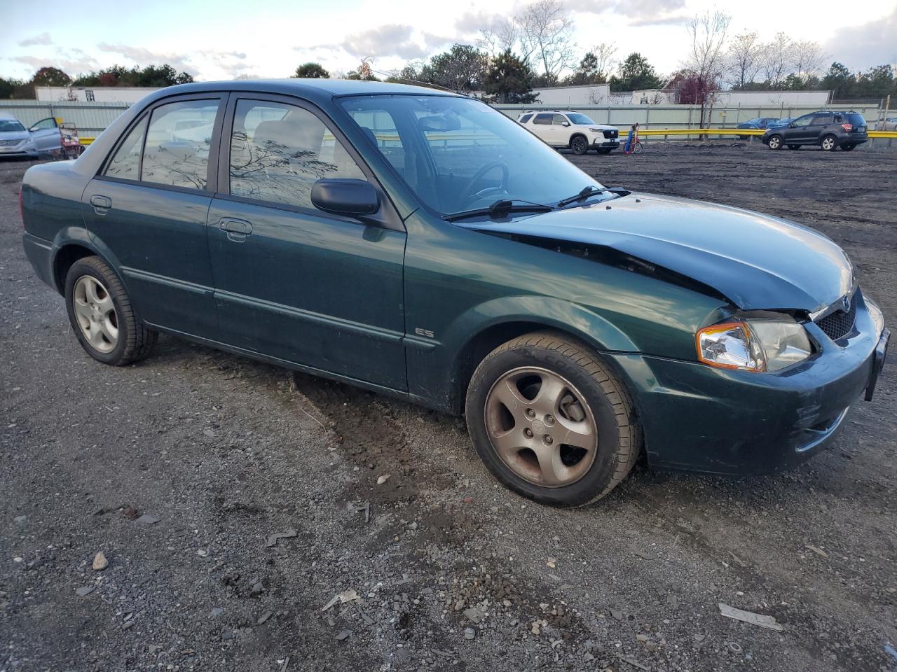 2000 Mazda Protege Es Green vin: JM1BJ2210Y0276679