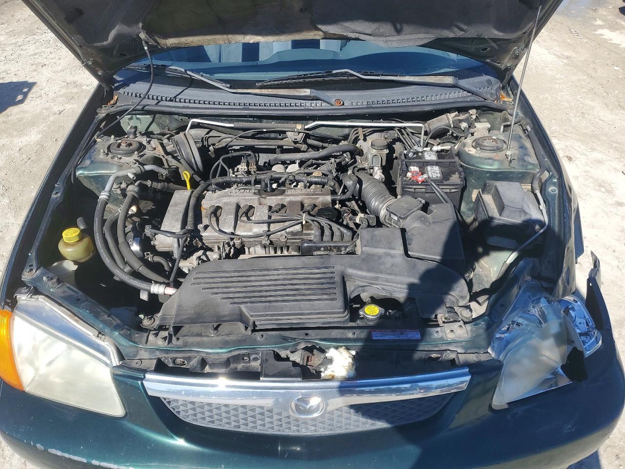 2000 Mazda Protege Es Green vin: JM1BJ2217Y0258342