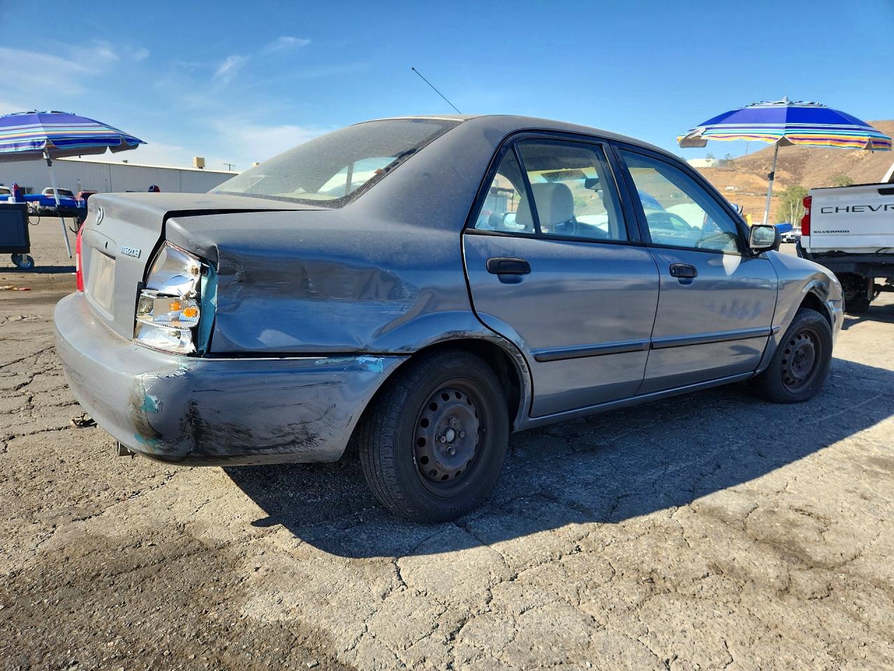 2001 Mazda Protege Dx Gray vin: JM1BJ222010444965