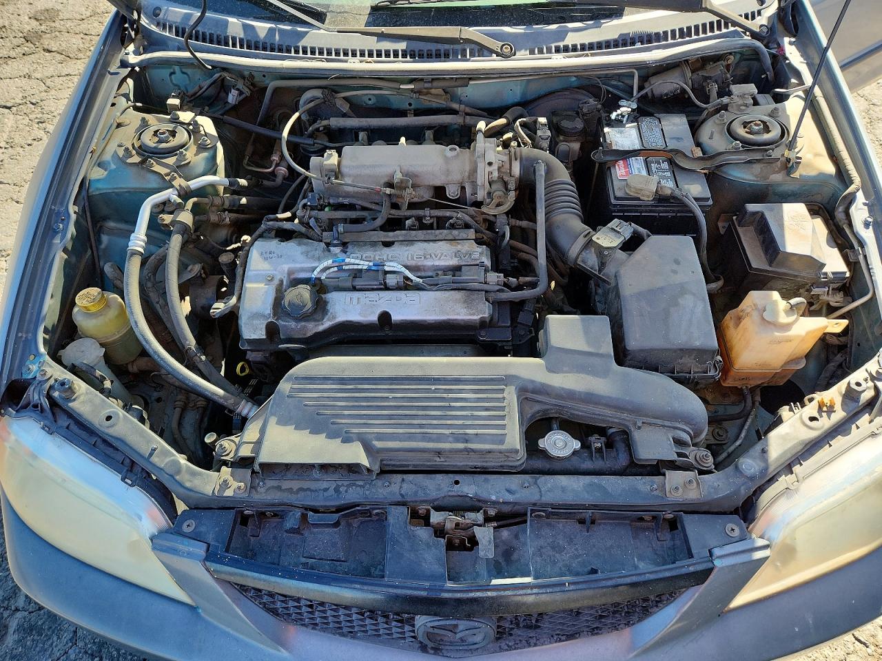 2001 Mazda Protege Dx Gray vin: JM1BJ222010444965