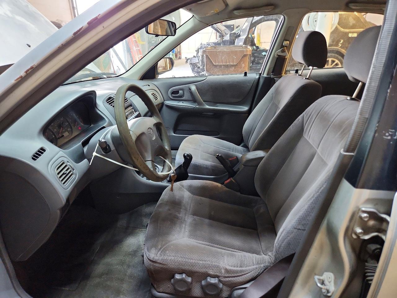 1999 Mazda Protege Lx Silver vin: JM1BJ2220X0134923