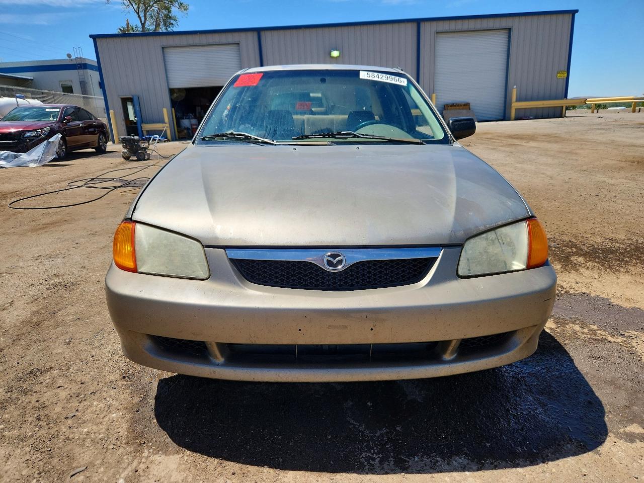 1999 Mazda Protege Dx Золотой vin: JM1BJ2220X0179909