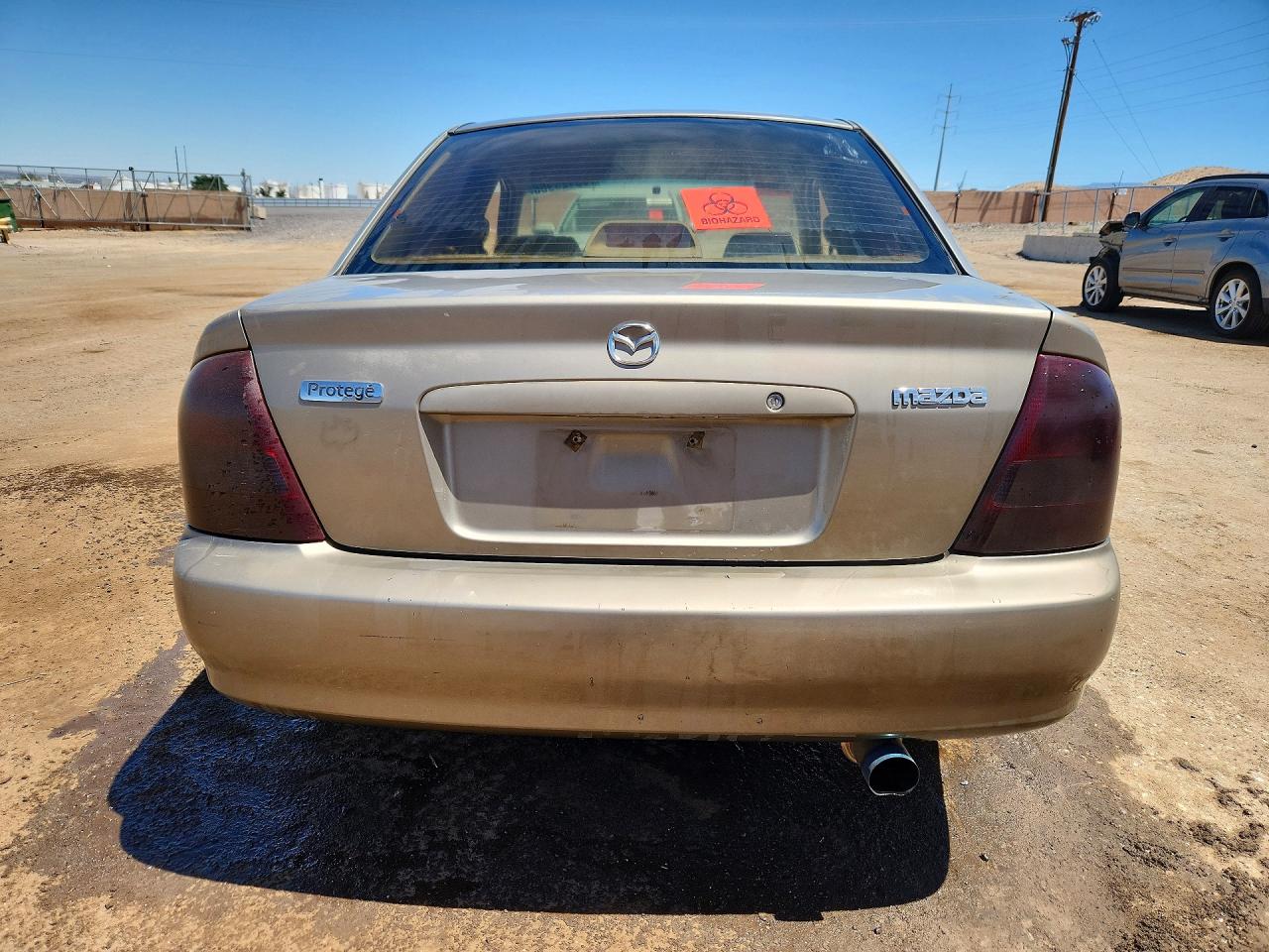 1999 Mazda Protege Dx Золотой vin: JM1BJ2220X0179909
