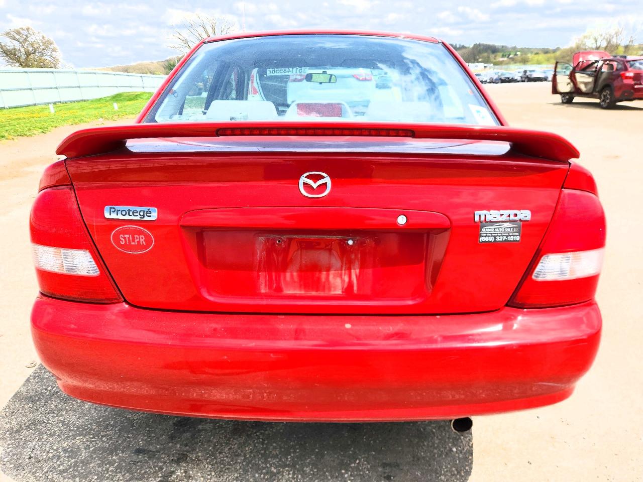 2000 Mazda Protege Dx Red vin: JM1BJ2221Y0217570