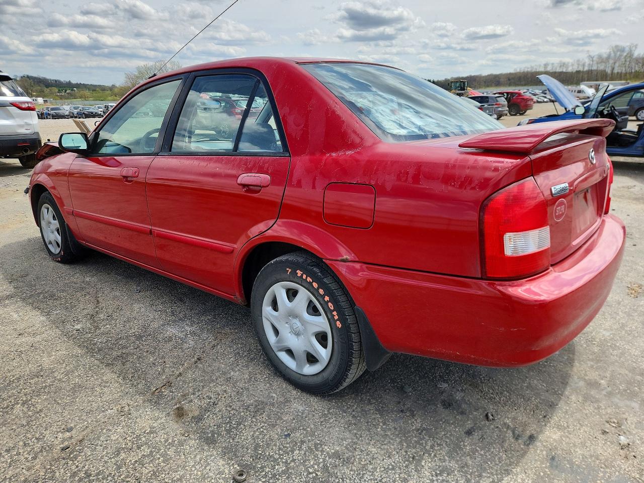 2000 Mazda Protege Dx Red vin: JM1BJ2221Y0217570