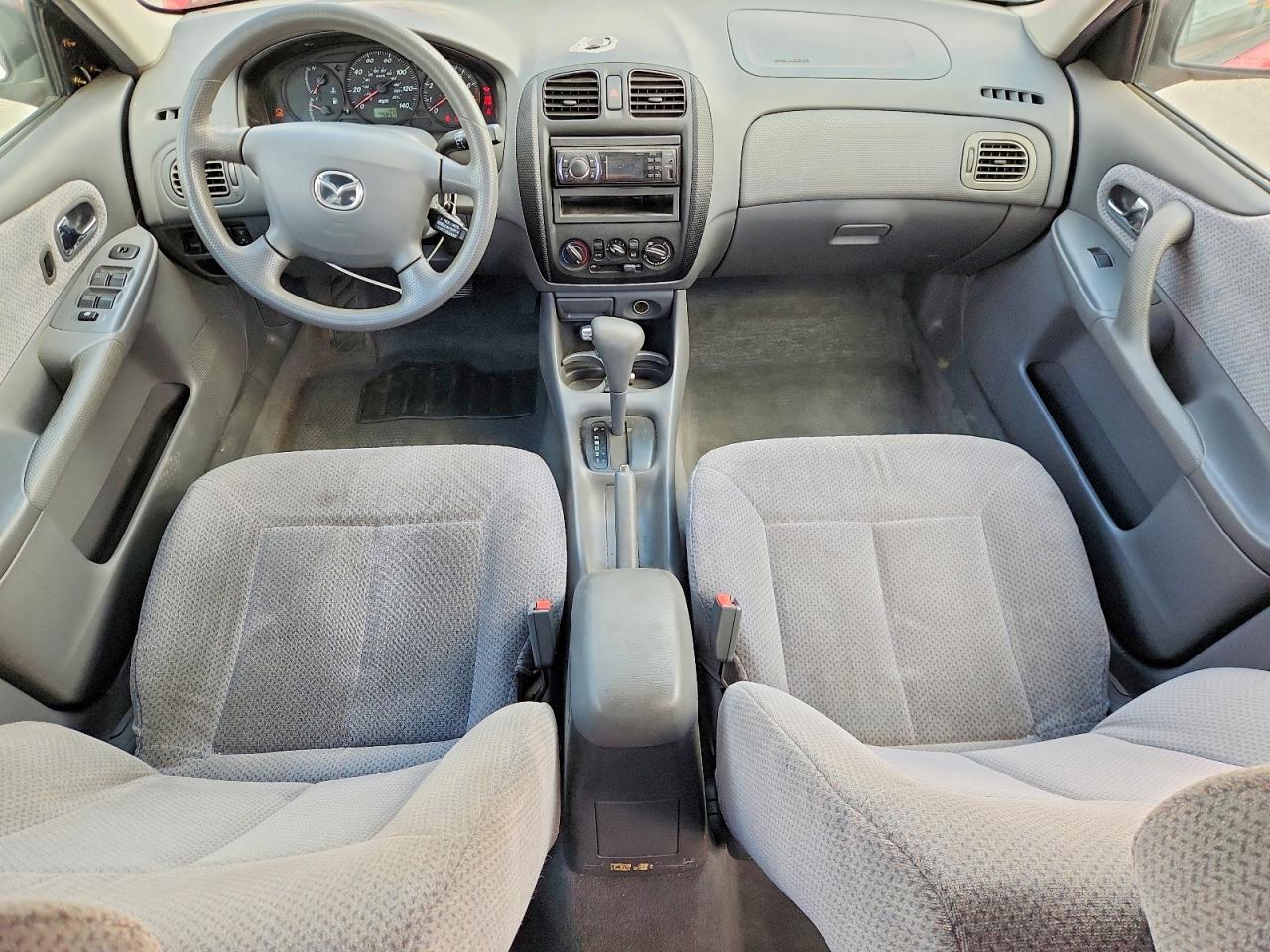 2000 Mazda Protege Dx Red vin: JM1BJ2221Y0217570