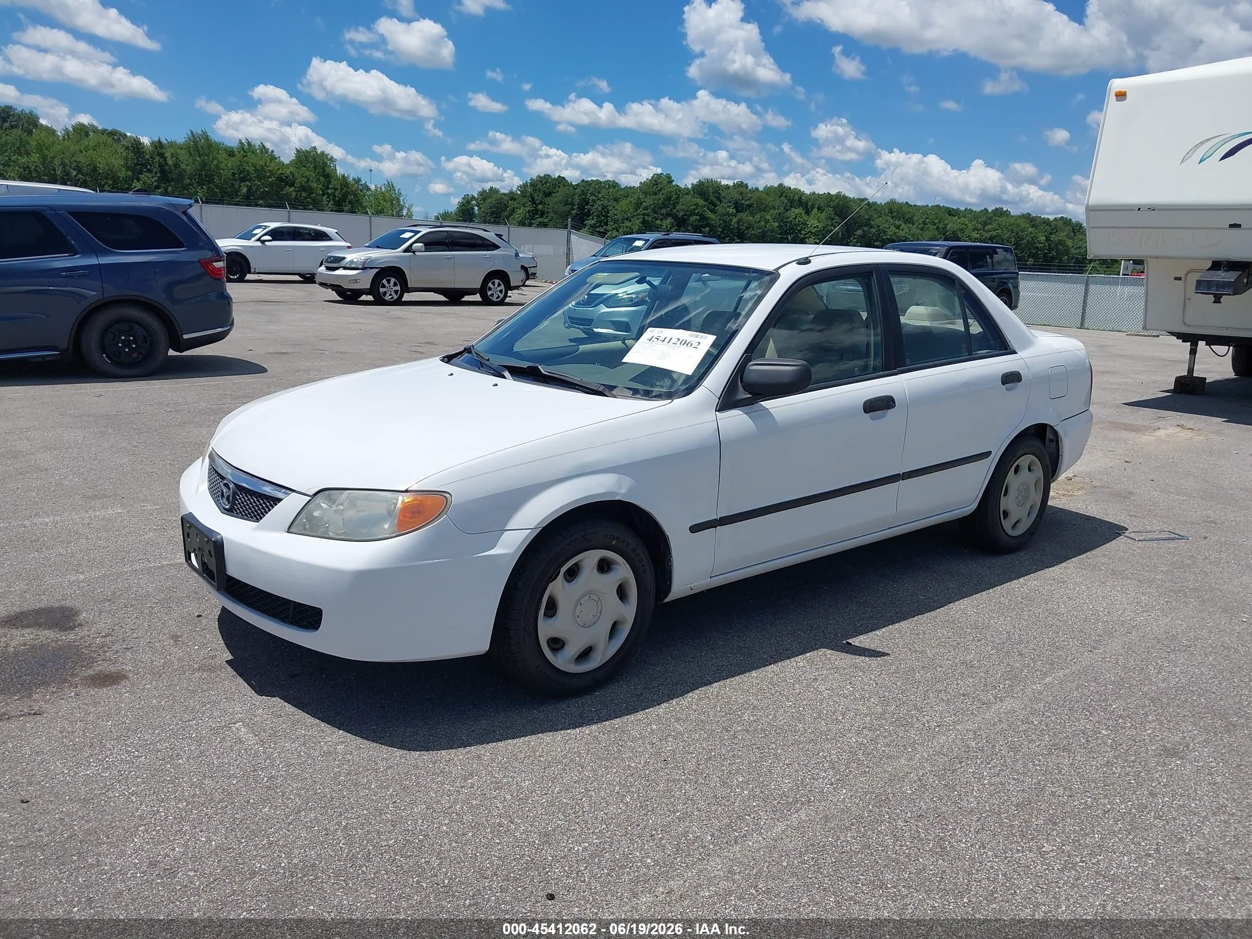2001 Mazda Protege Dx/lx White vin: JM1BJ222210406623