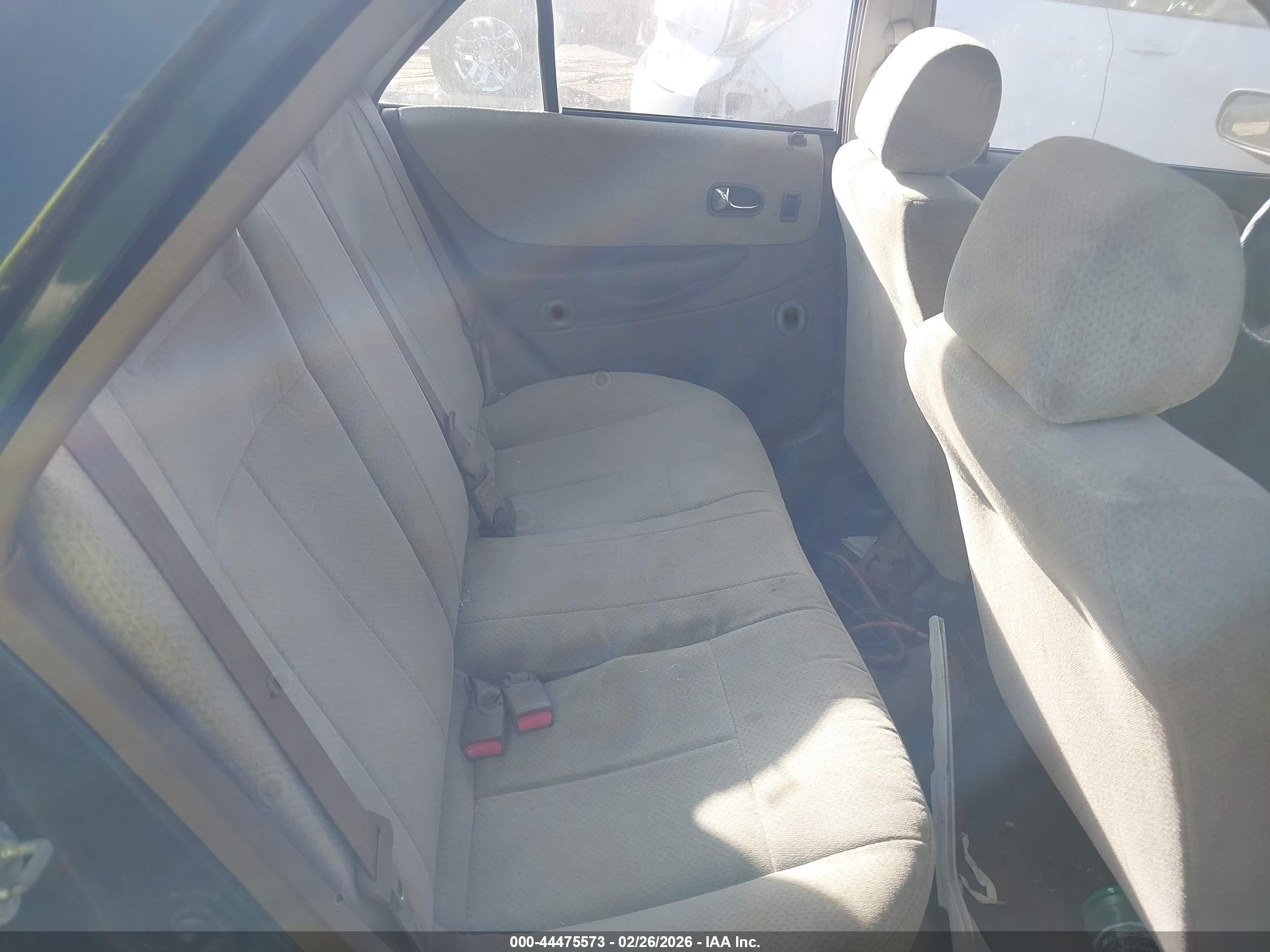 2000 Mazda Protege Dx/lx Green vin: JM1BJ2222Y0270939