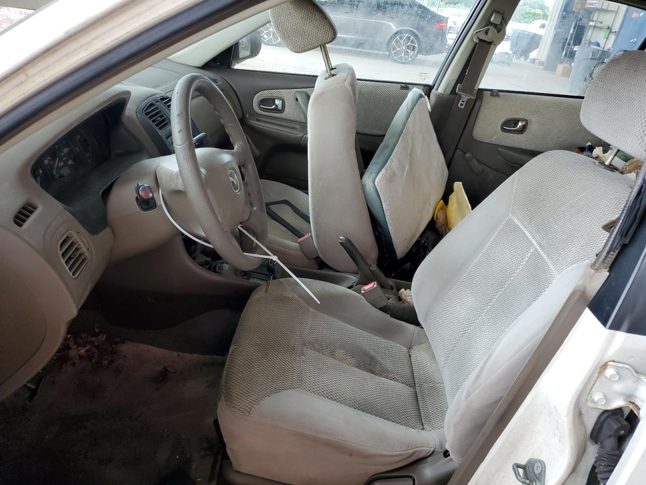 2000 Mazda Protege Dx Белый vin: JM1BJ2222Y0279270