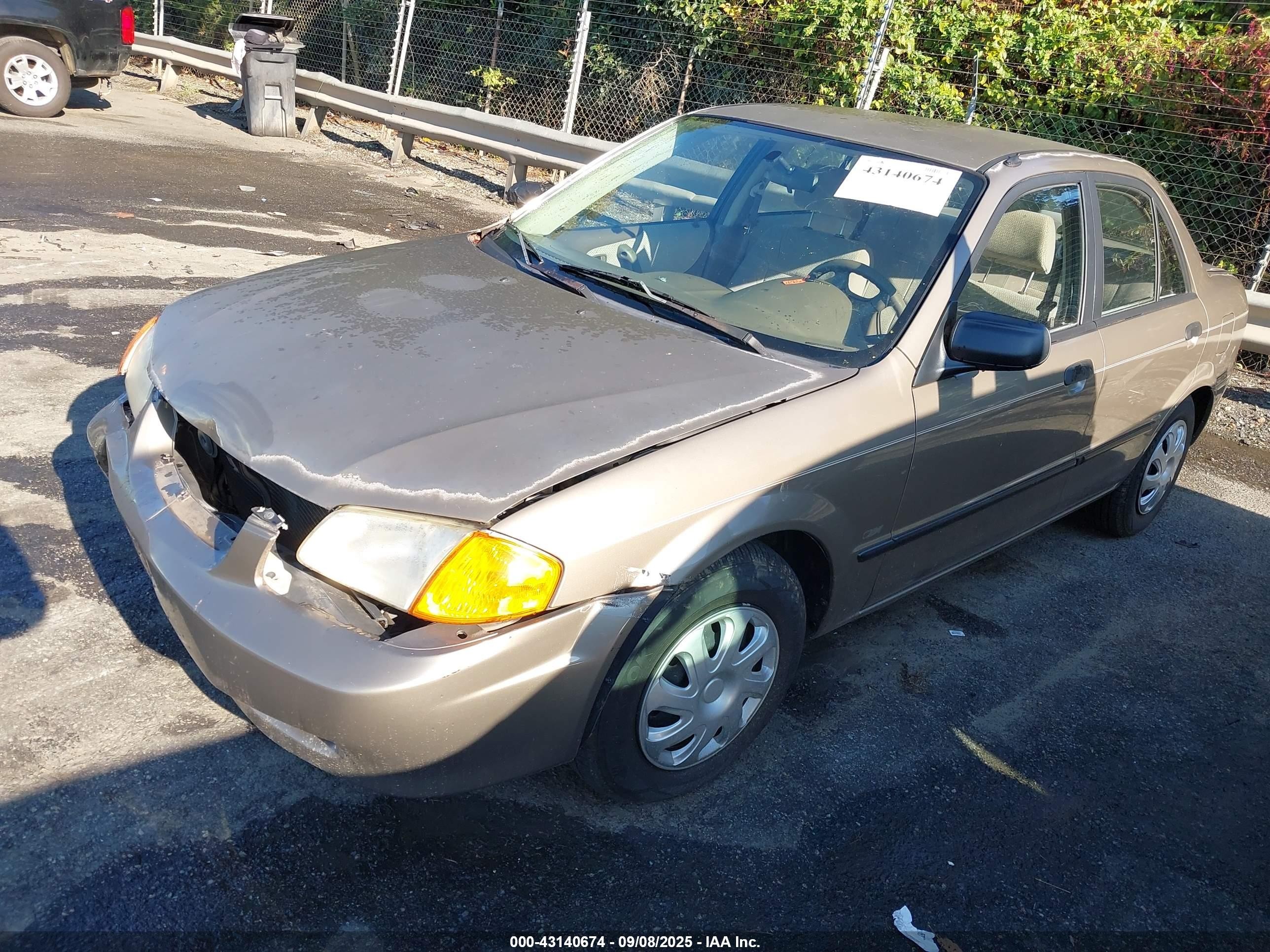 1999 Mazda Protege Dx/lx Gold vin: JM1BJ2223X0194842