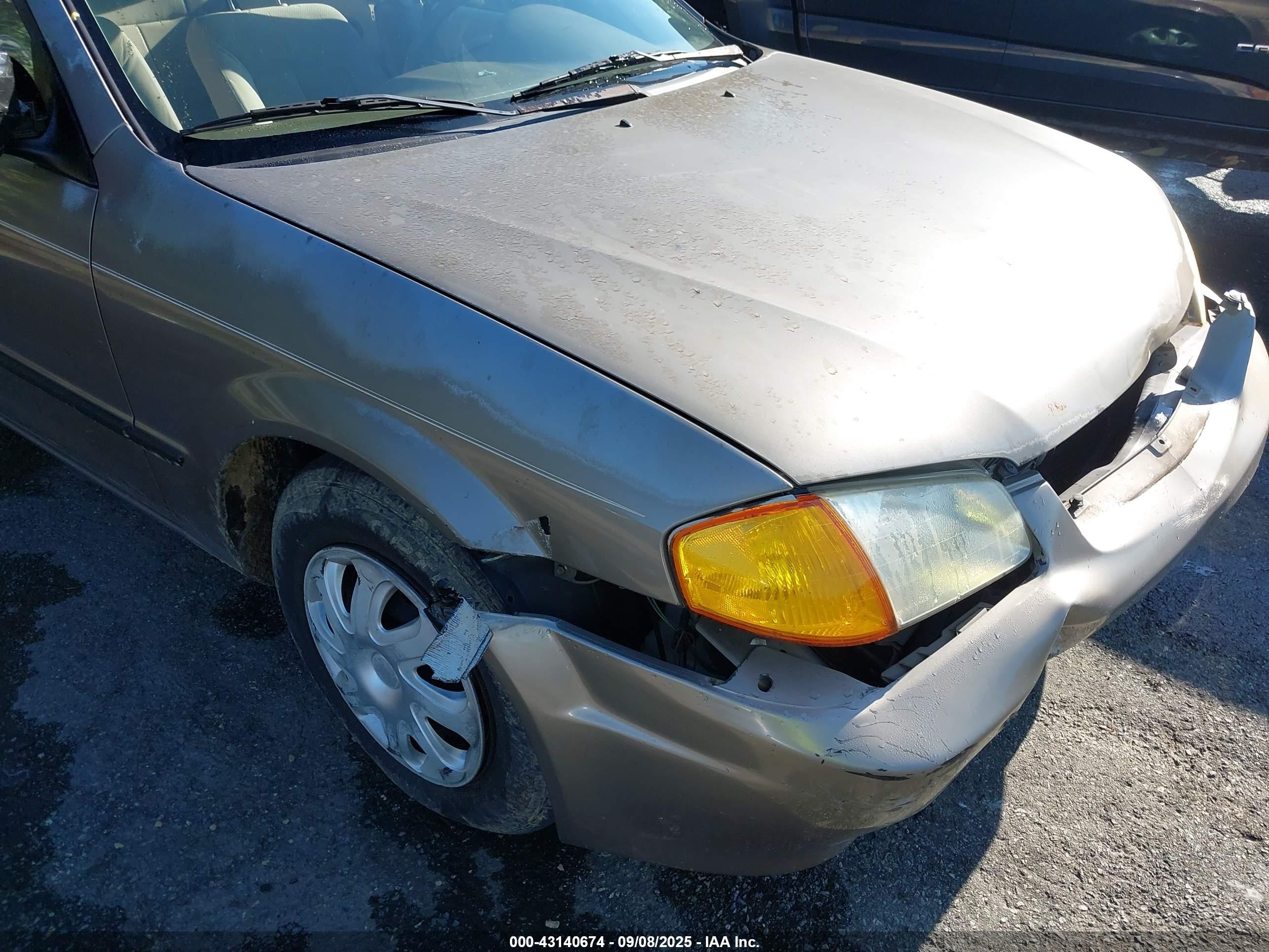1999 Mazda Protege Dx/lx Gold vin: JM1BJ2223X0194842