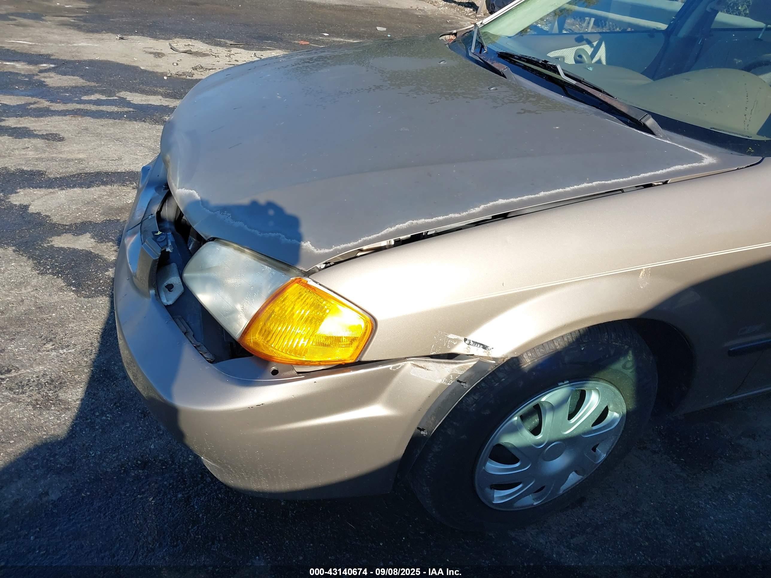 1999 Mazda Protege Dx/lx Gold vin: JM1BJ2223X0194842