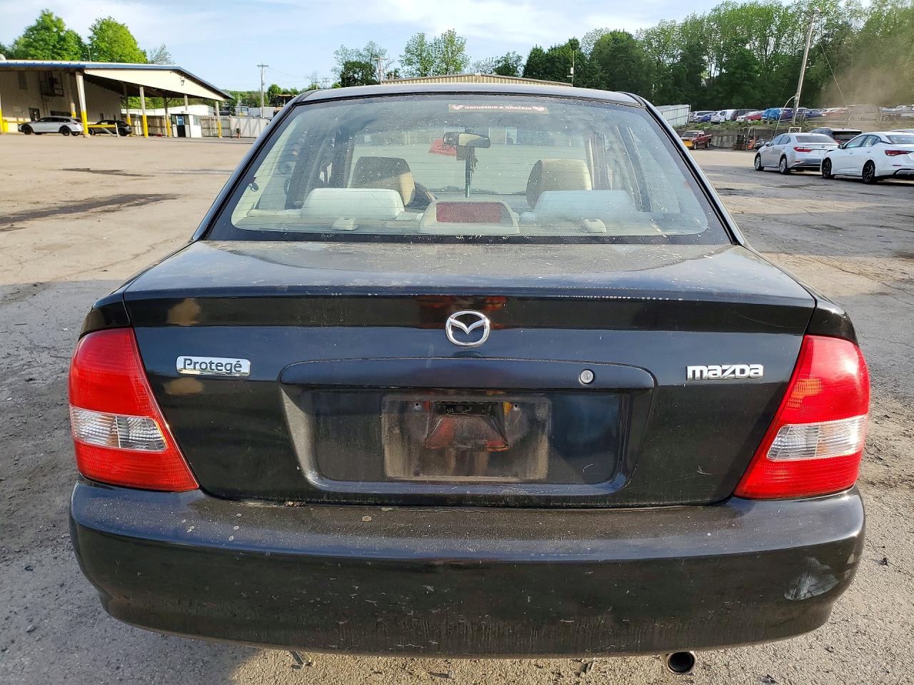 2000 Mazda Protege Dx Black vin: JM1BJ2224Y0255259